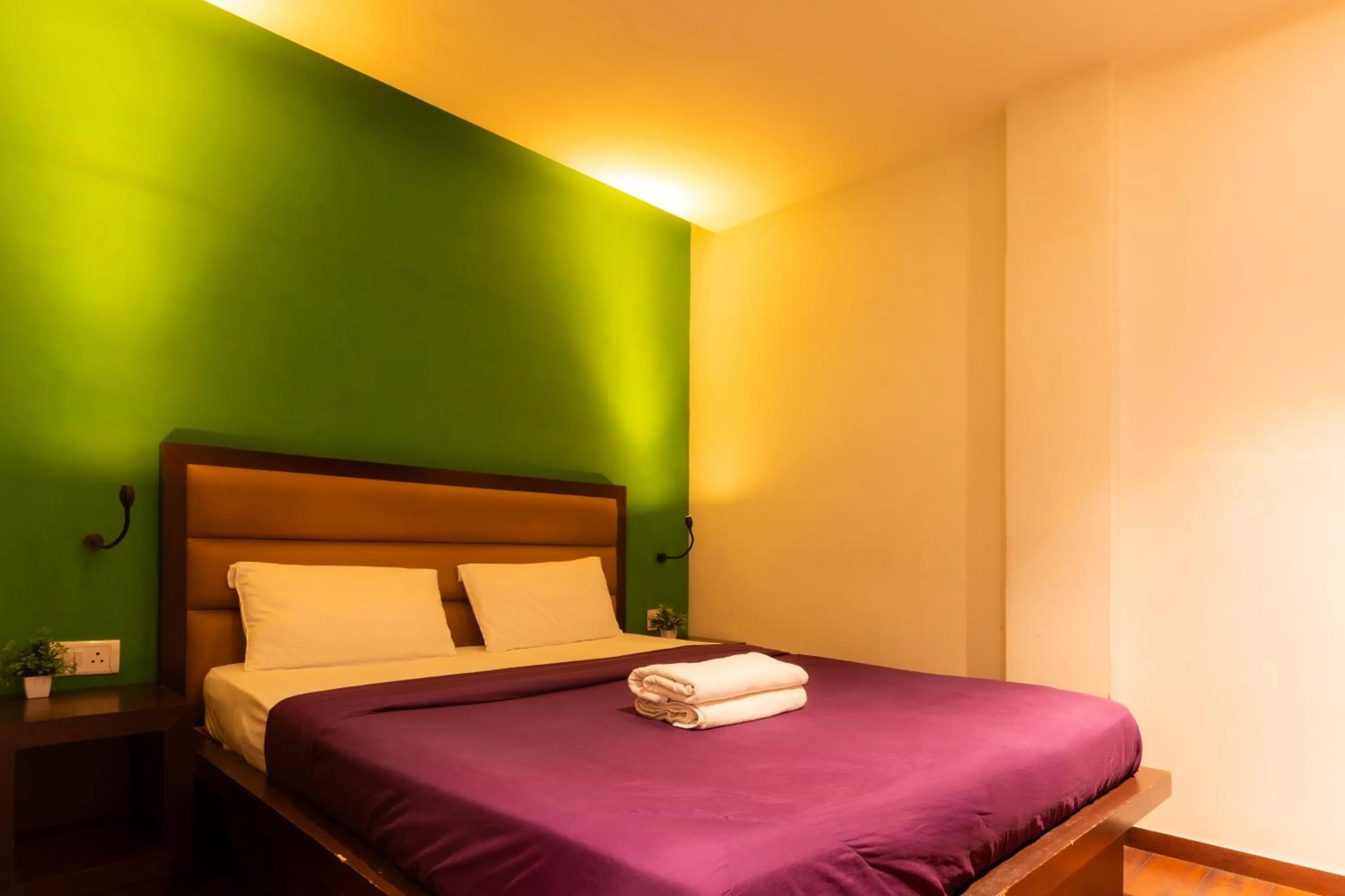 Bedroom, Bed in Joey's Hostel Agra - 200m from Taj Mahal