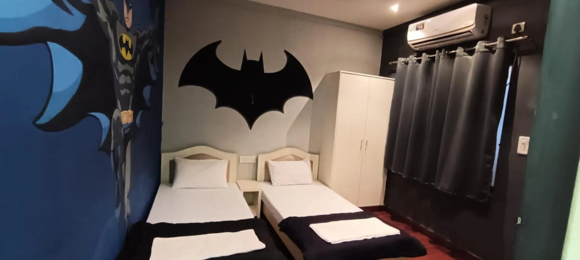 Bedroom in Joey's Hostel Agra - 200m from Taj Mahal