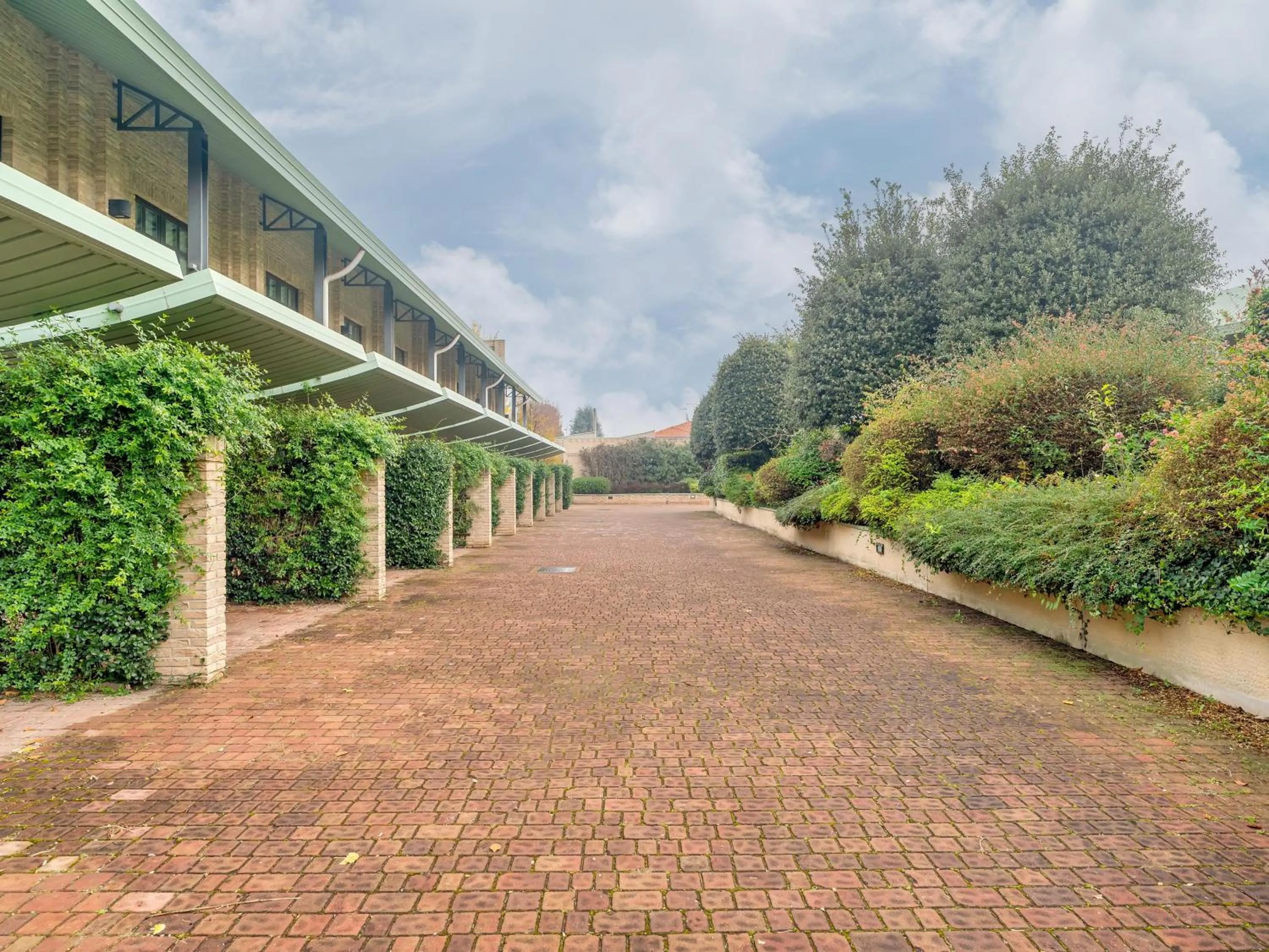 Property building in B&B HOTELS Hotel Prestige Ornago