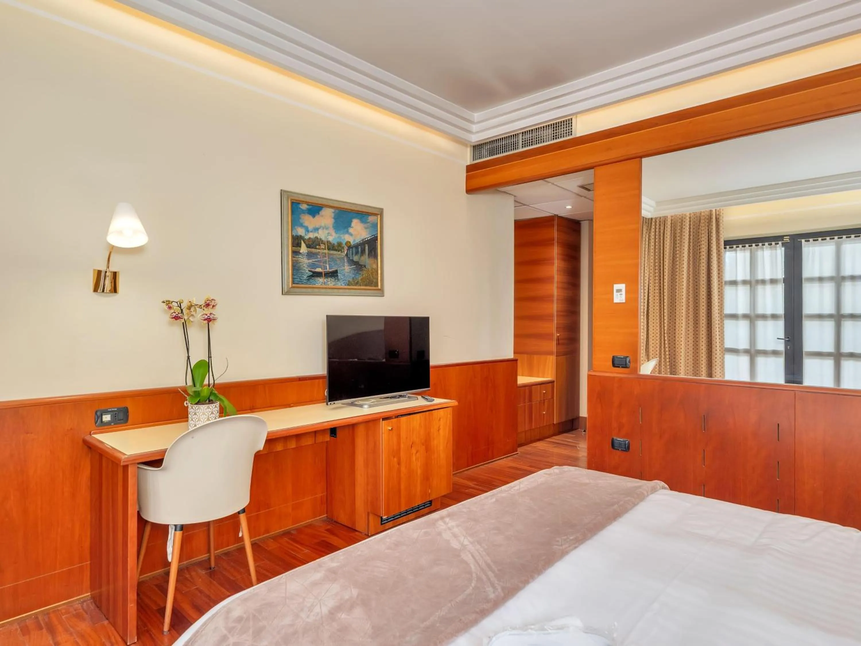 Photo of the whole room, Bed in B&B HOTELS Hotel Prestige Ornago