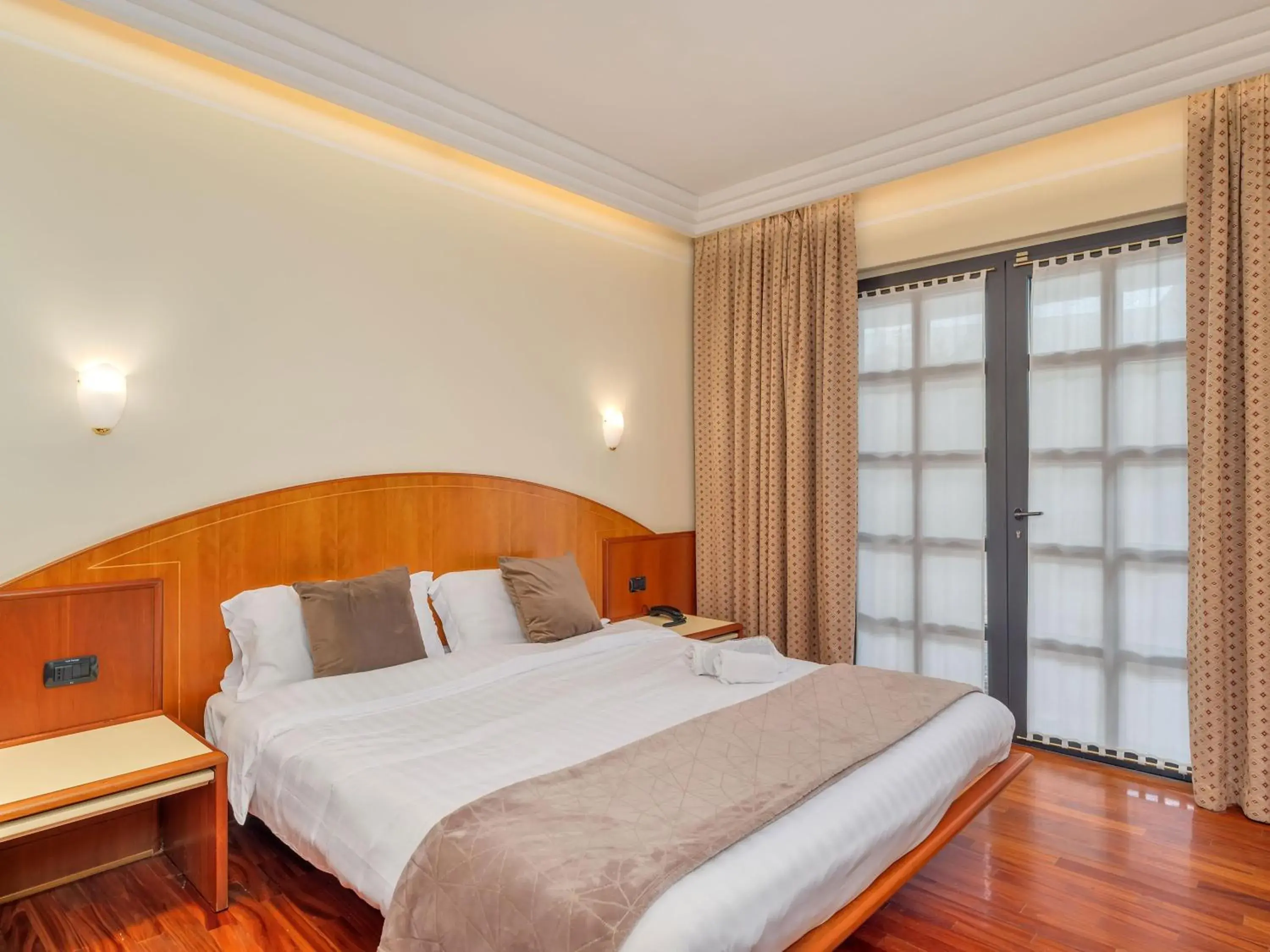 Double Room - Disability Access in B&B HOTELS Hotel Prestige Ornago Double Room - Disability Access in B&B HOTELS Hotel Prestige Ornago