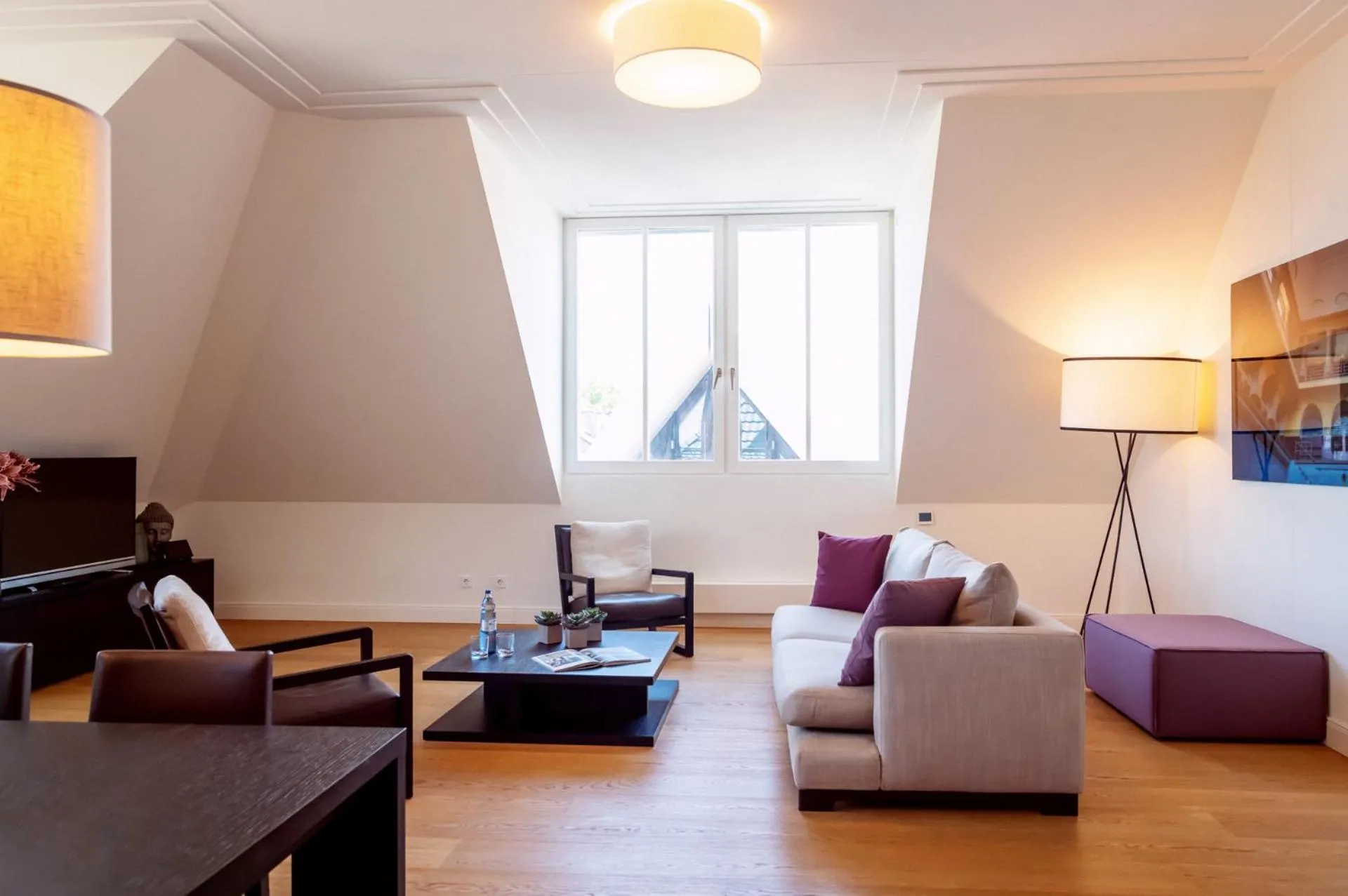 TV and multimedia in InTown Residences