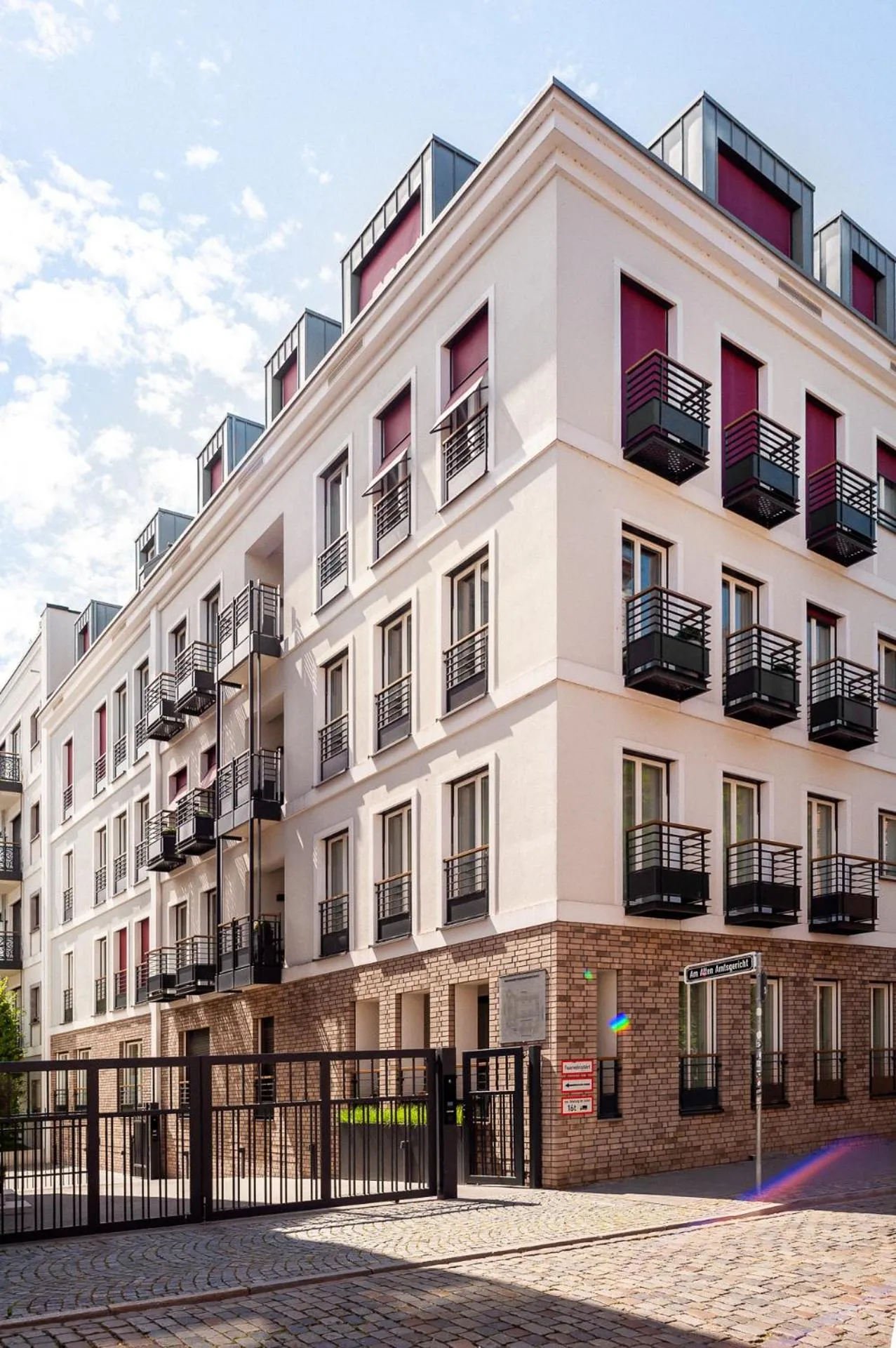 Facade/entrance in InTown Residences