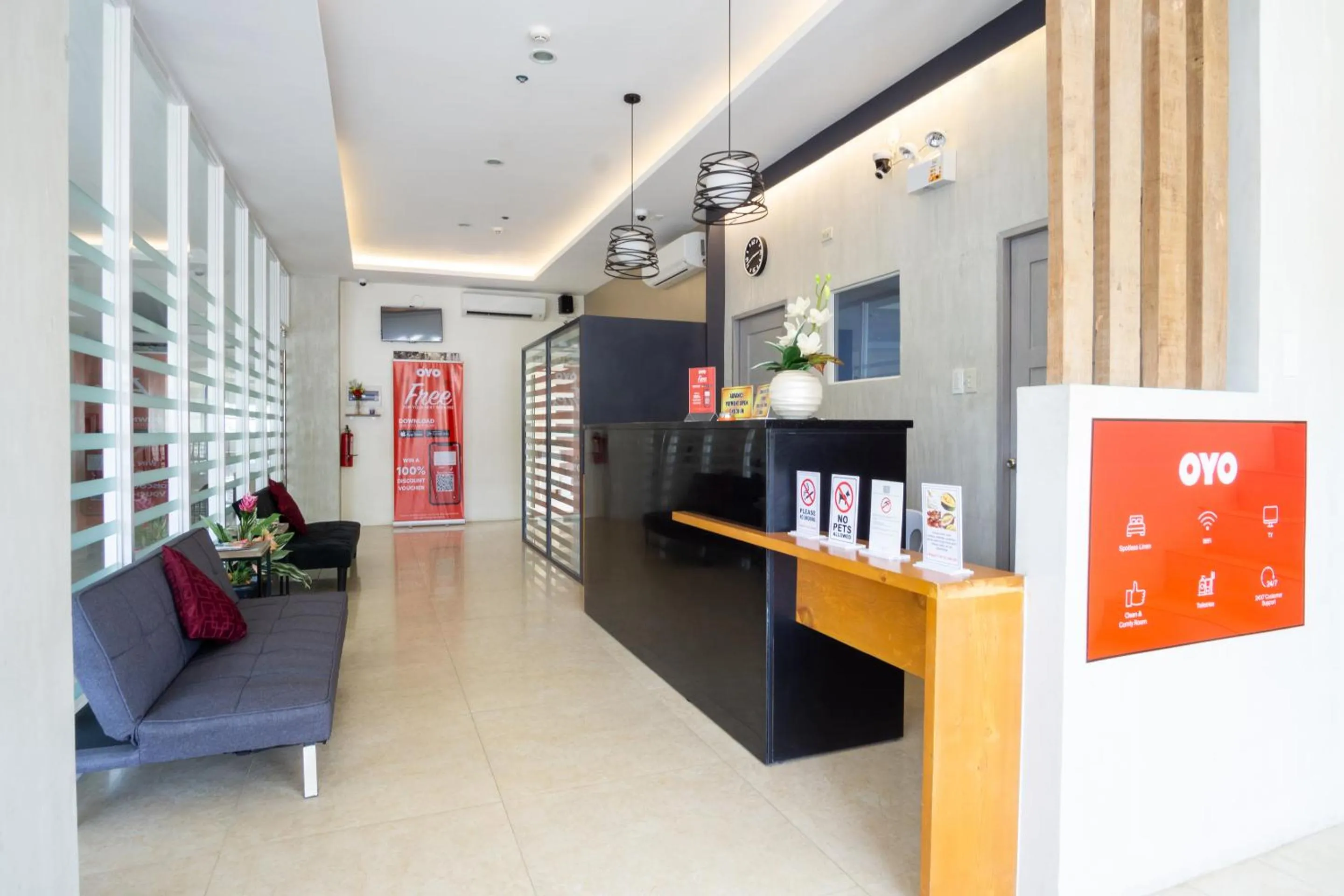 Lobby or reception in 18 Suites Cebu