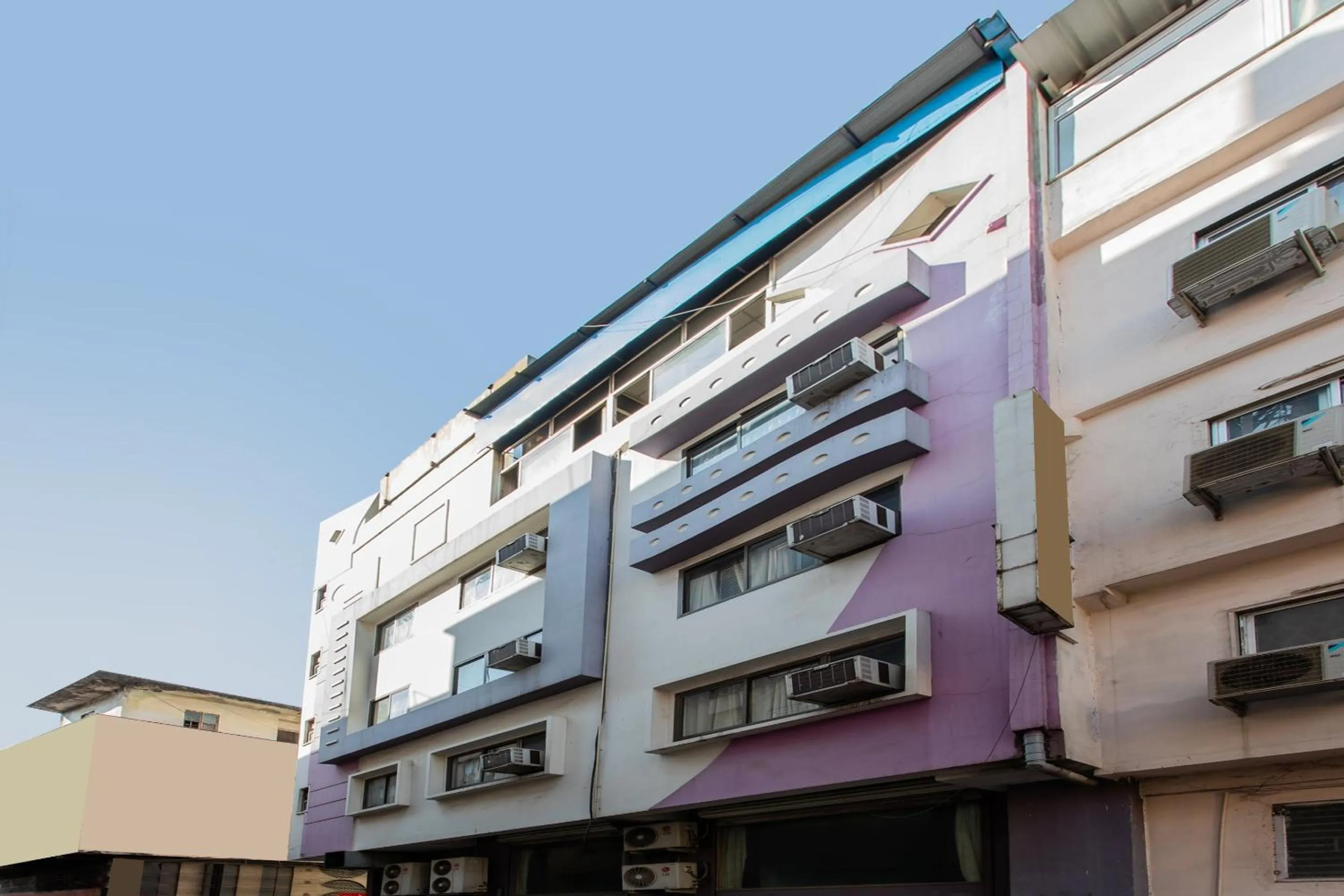 Super Hotel O Mohit Regency