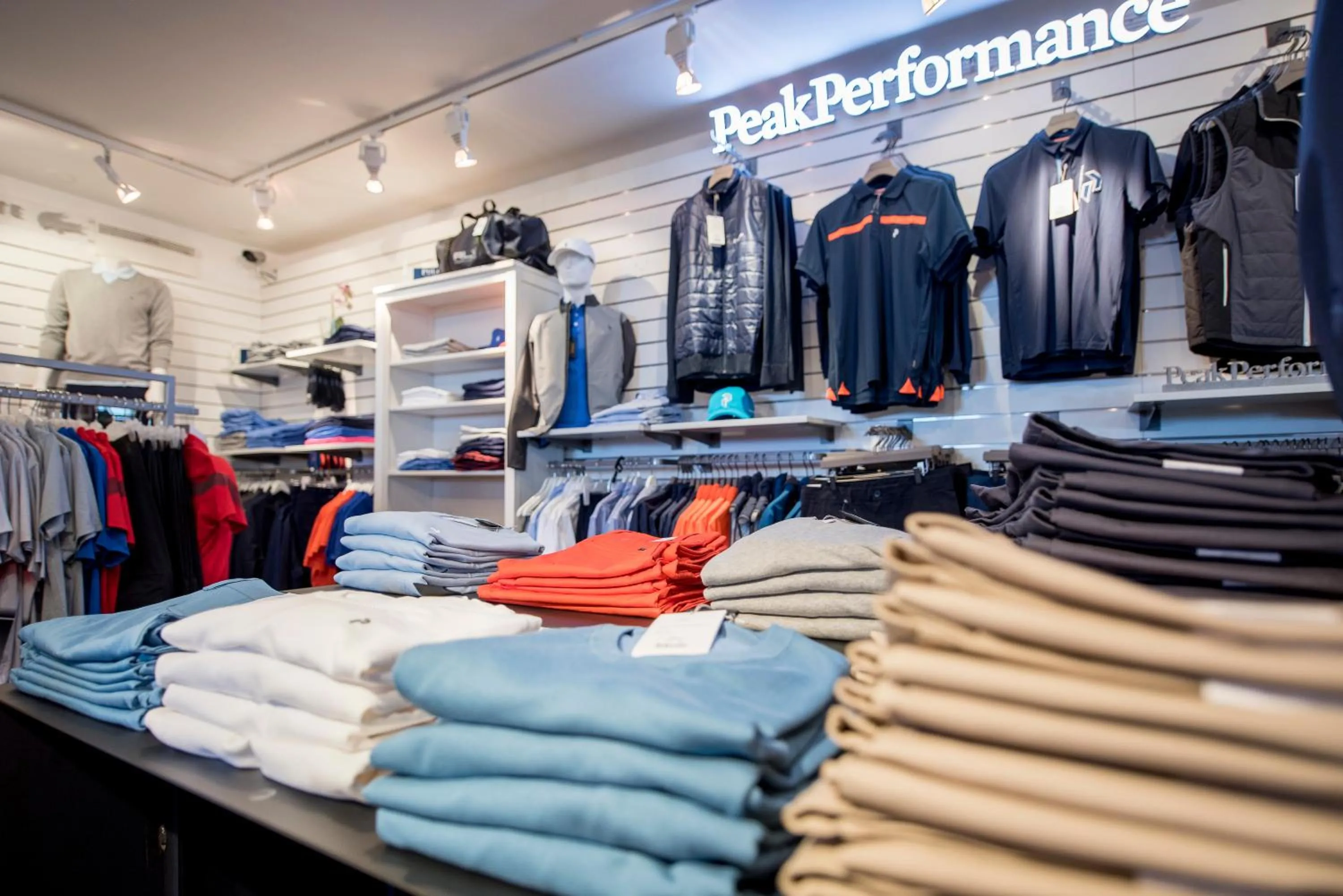 On-site shops in Ekerum Resort Öland