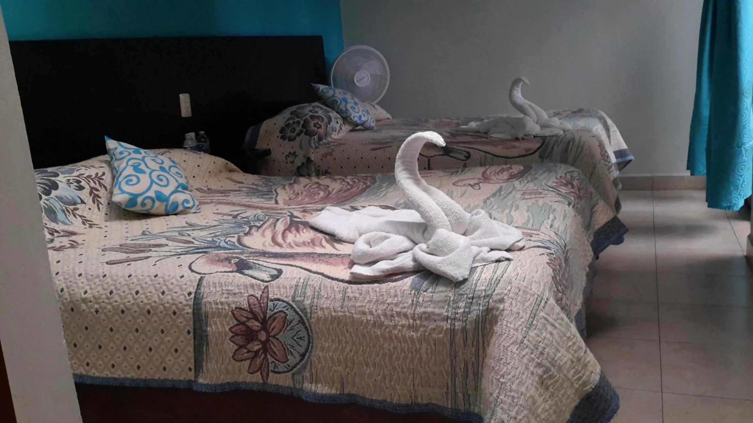 Bedroom, Bed in Hotel Real Colonial