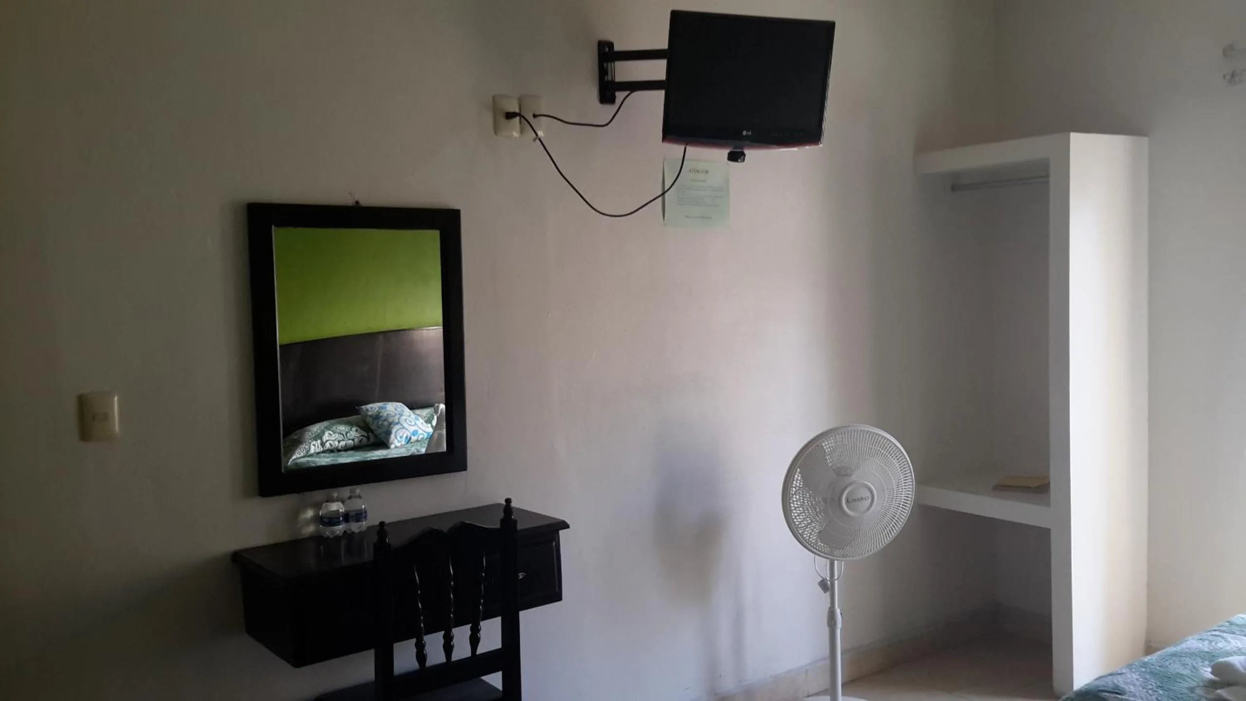 TV and multimedia in Hotel Real Colonial