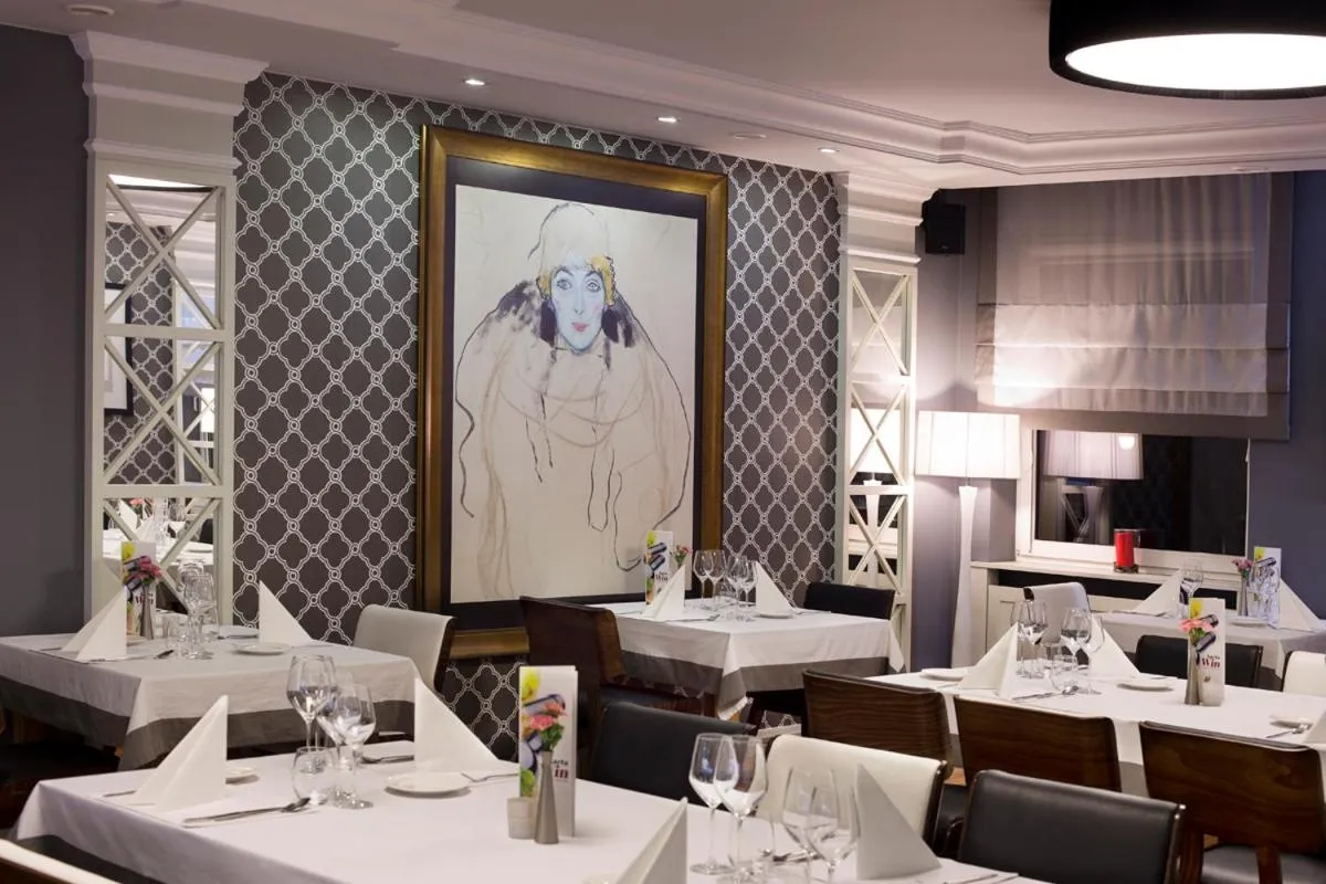 Restaurant/places to eat in Miejsca noclegowe i Restauracja Kamiński