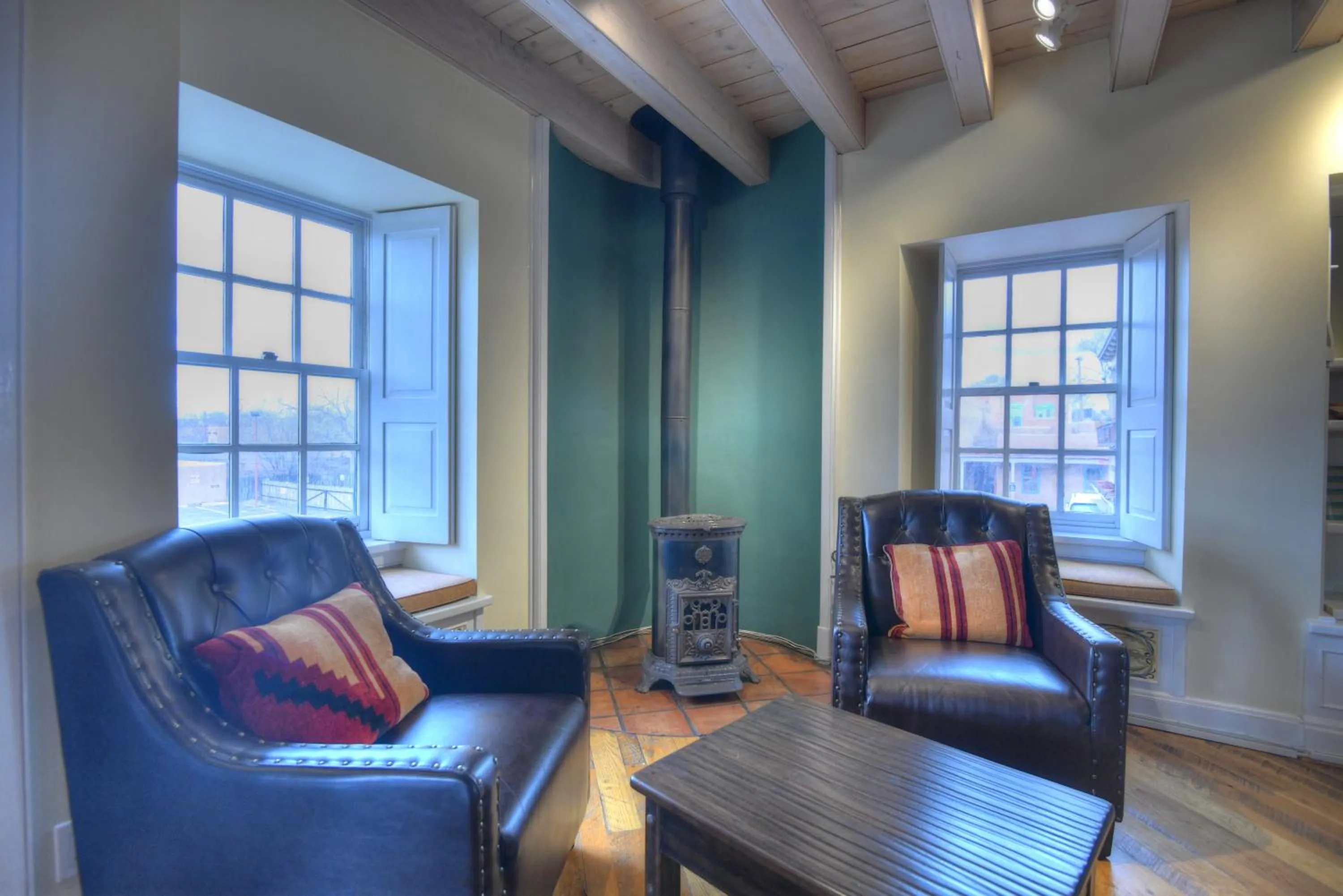 Seating area in Inn at Vanessie