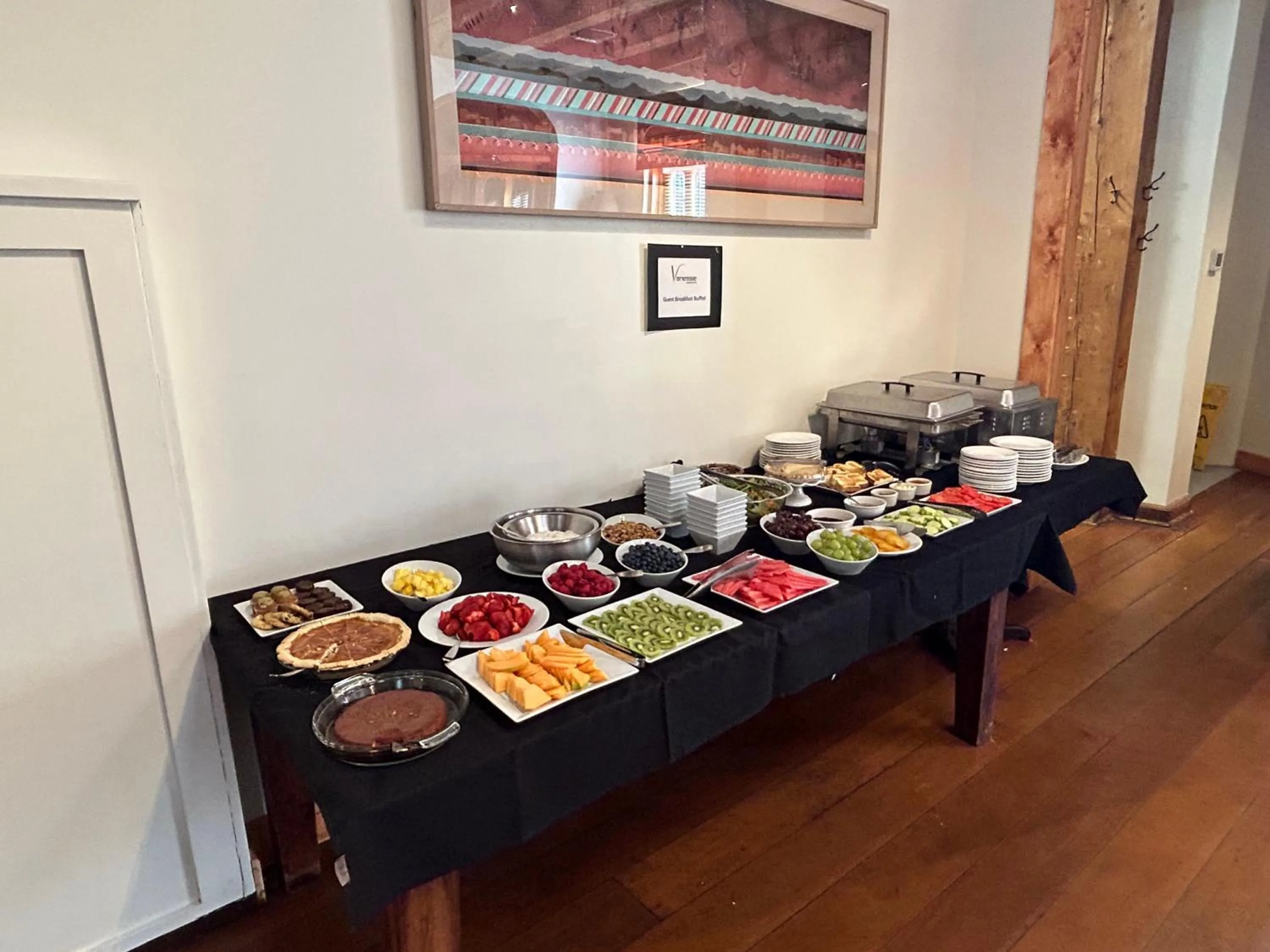 Breakfast in Inn at Vanessie