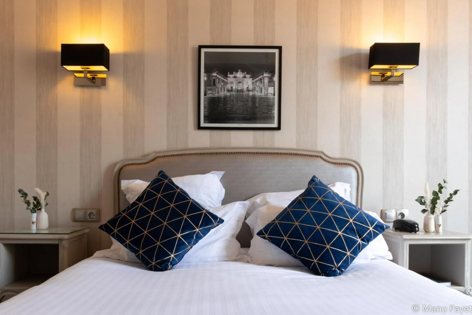 Bed in Grand Hotel De La Reine - Place Stanislas