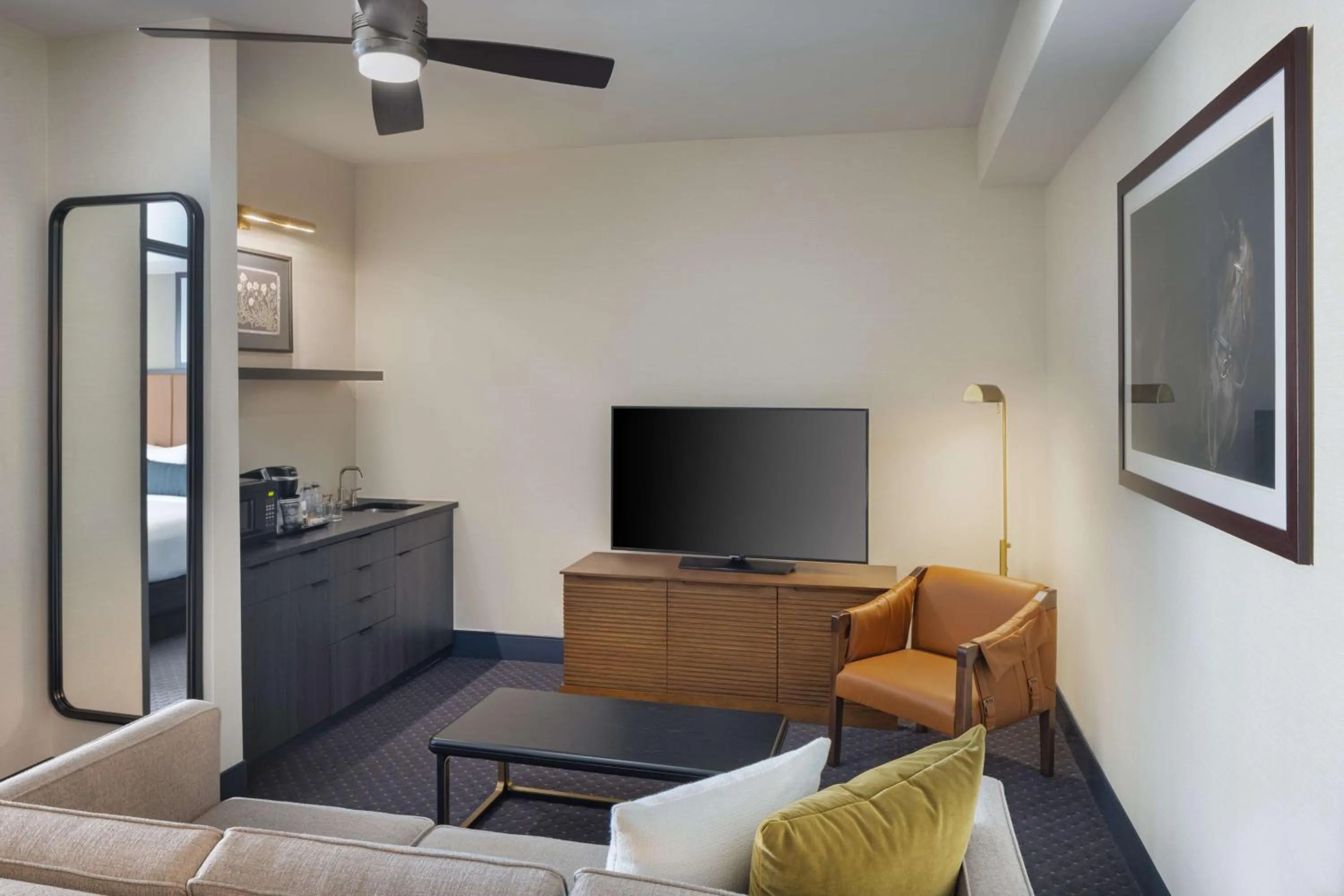 Photo of the whole room in DoubleTree Suites by Hilton Lexington