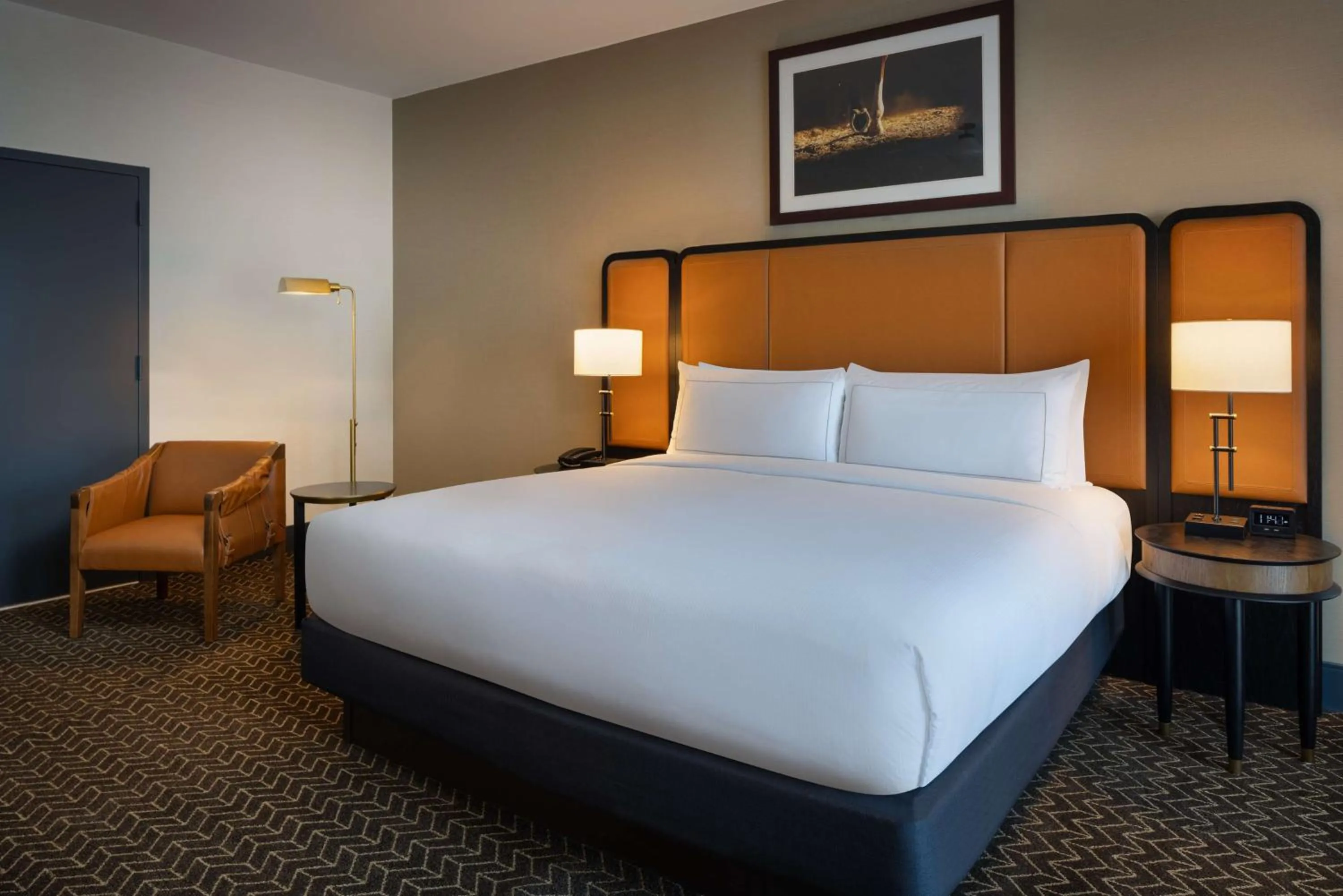 Bed in DoubleTree Suites by Hilton Lexington