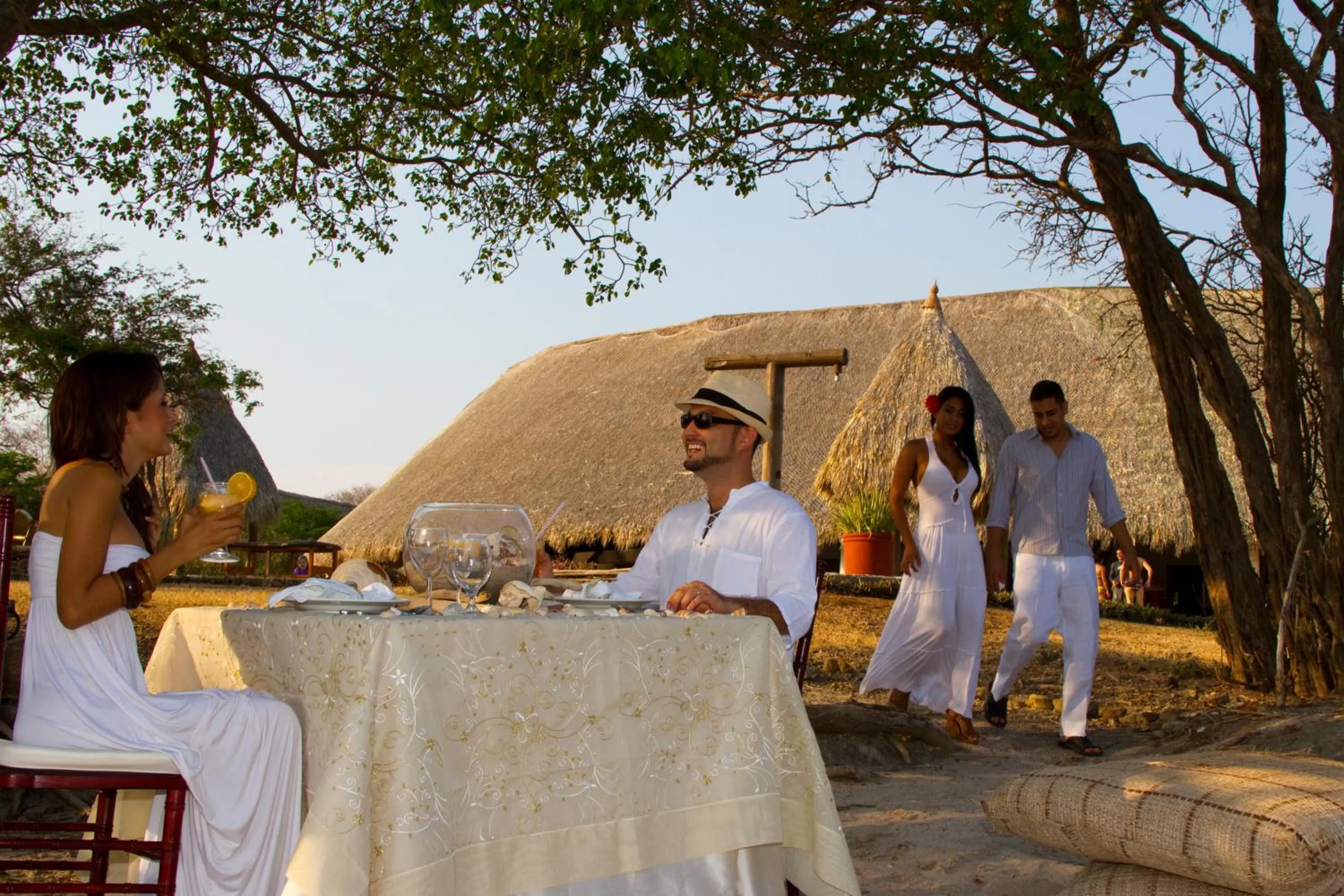 Restaurant/places to eat in Hotel Punta Teonoste Boutique Beachfront Resort