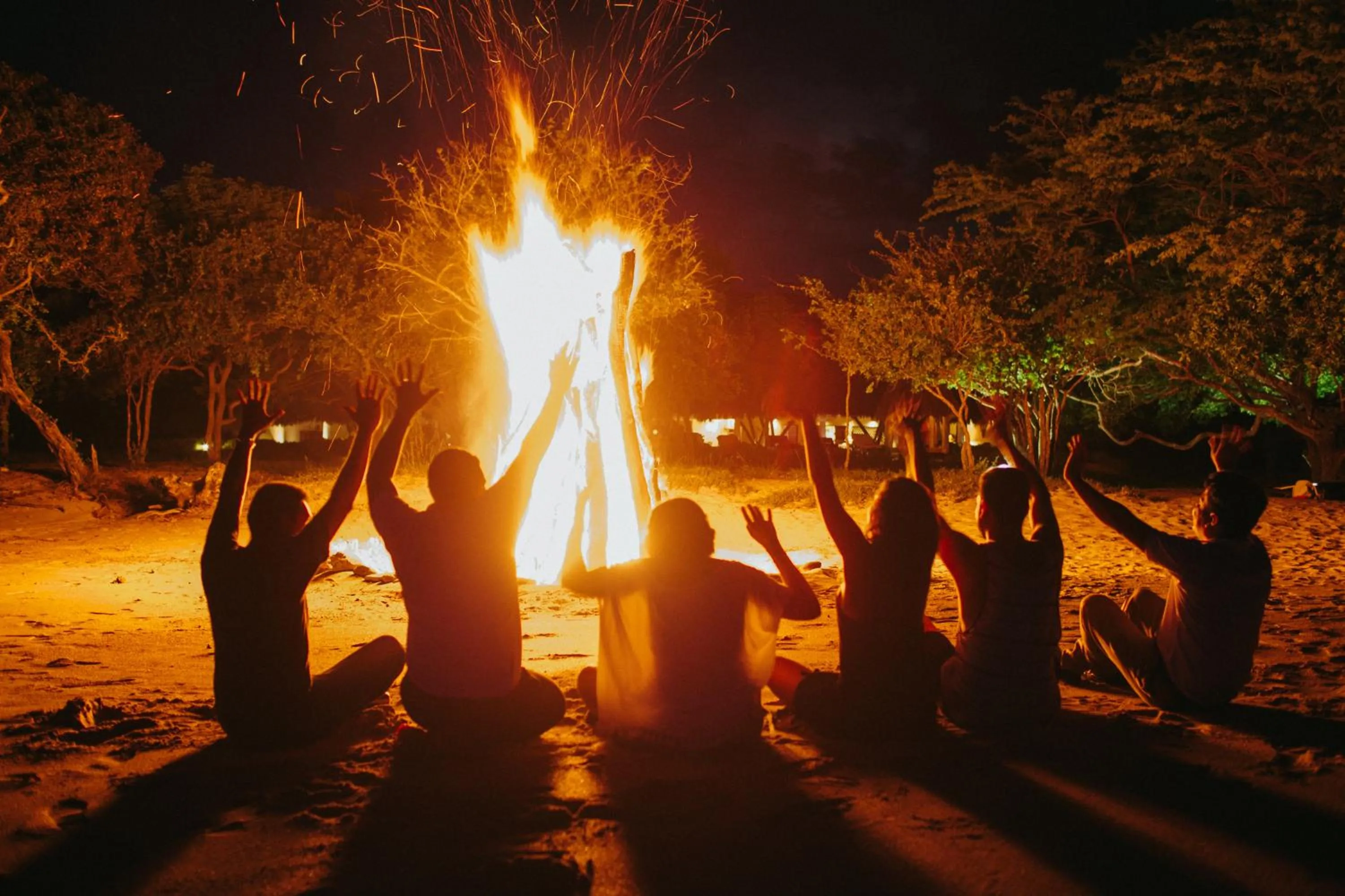 Evening entertainment in Hotel Punta Teonoste Boutique Beachfront Resort