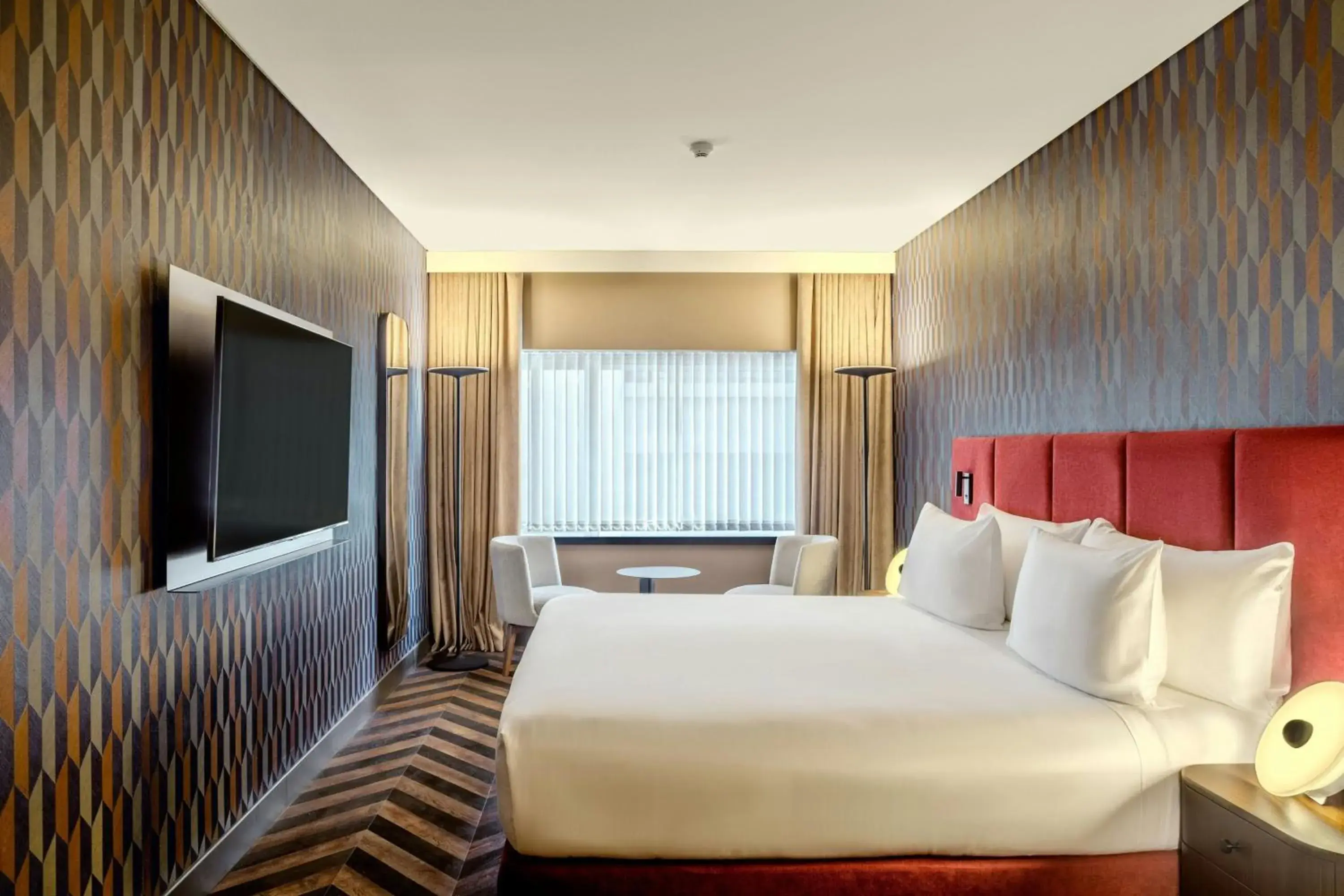 Executive King Room with One King Bed in Recoleta Grand, Buenos Aires, a Tribute Portfolio Hotel Executive King Room with One King Bed in Recoleta Grand, Buenos Aires, a Tribute Portfolio Hotel