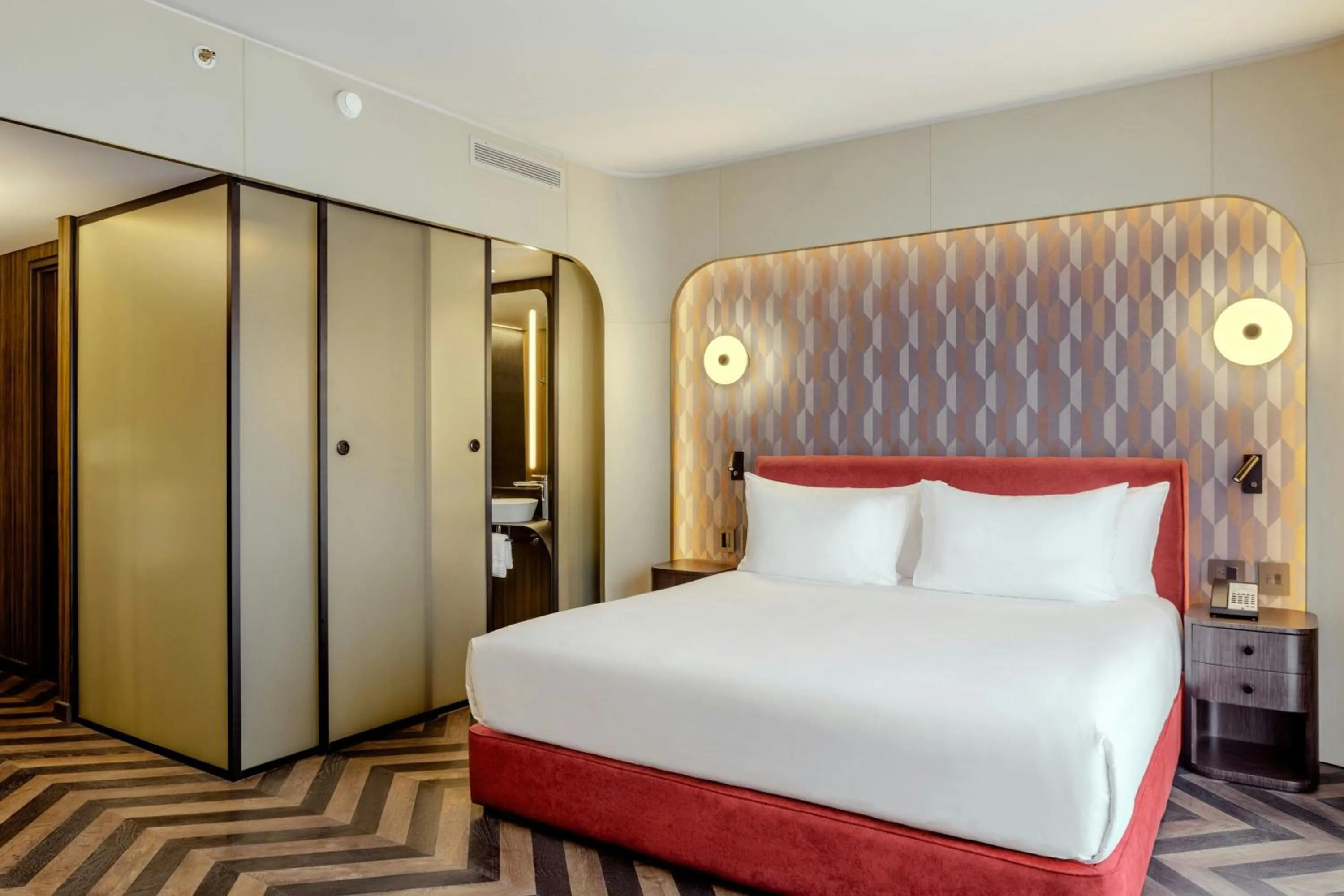 Photo of the whole room, Bed in Recoleta Grand, Buenos Aires, a Tribute Portfolio Hotel