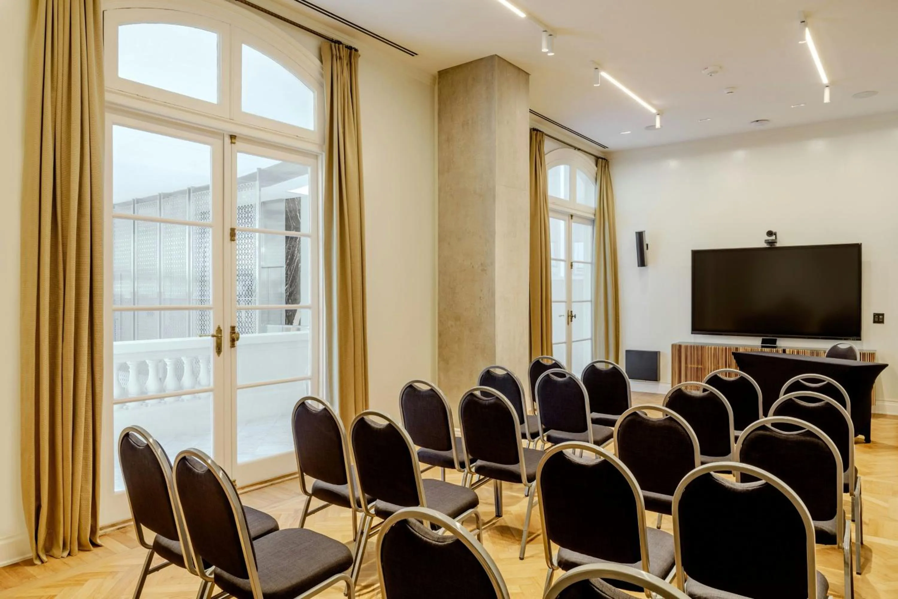Meeting/conference room in Recoleta Grand, Buenos Aires, a Tribute Portfolio Hotel