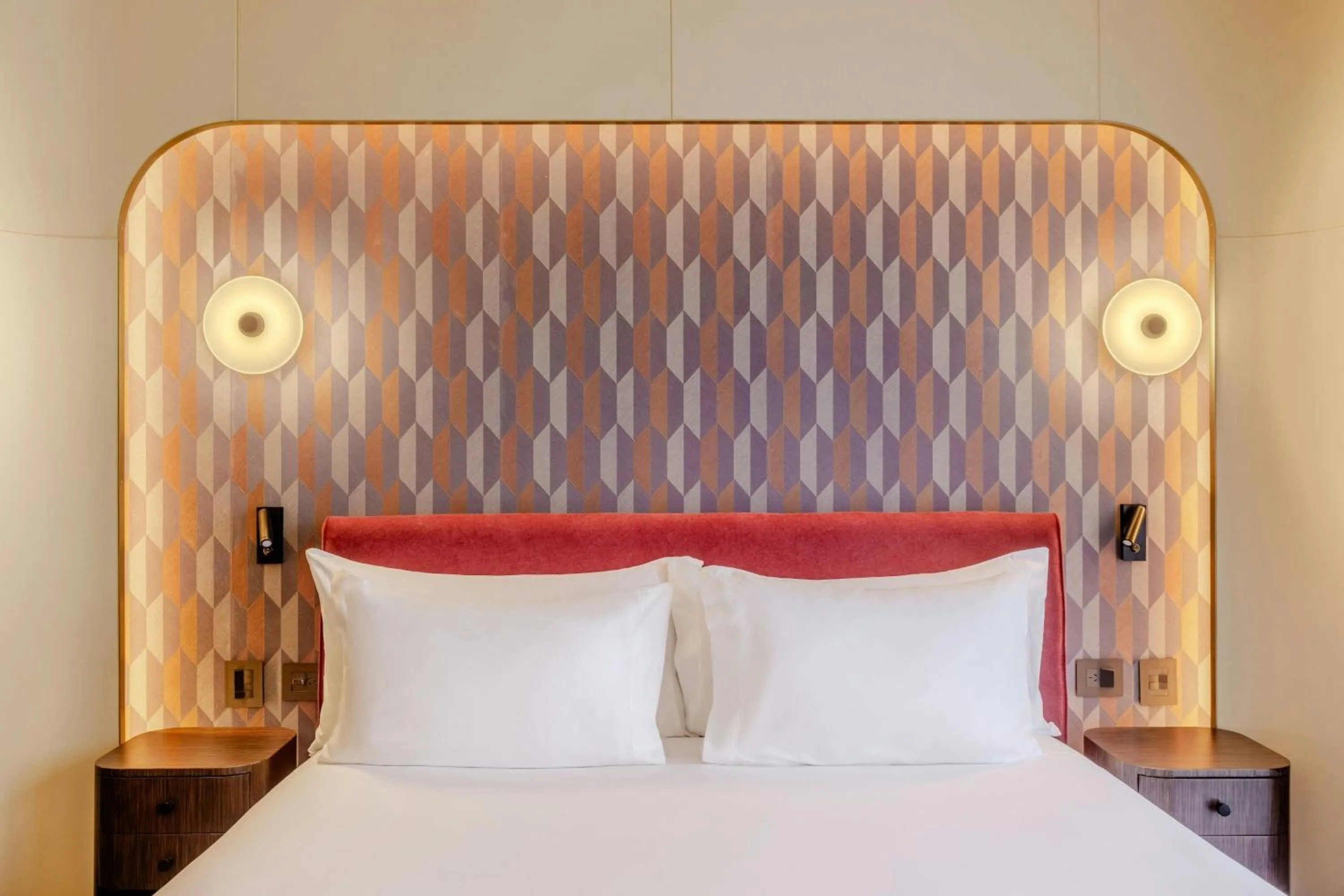 Photo of the whole room, Bed in Recoleta Grand, Buenos Aires, a Tribute Portfolio Hotel