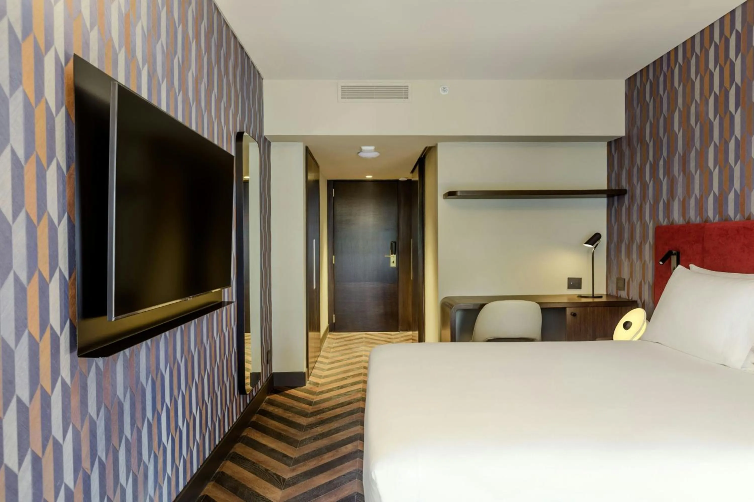 Photo of the whole room, Bed in Recoleta Grand, Buenos Aires, a Tribute Portfolio Hotel