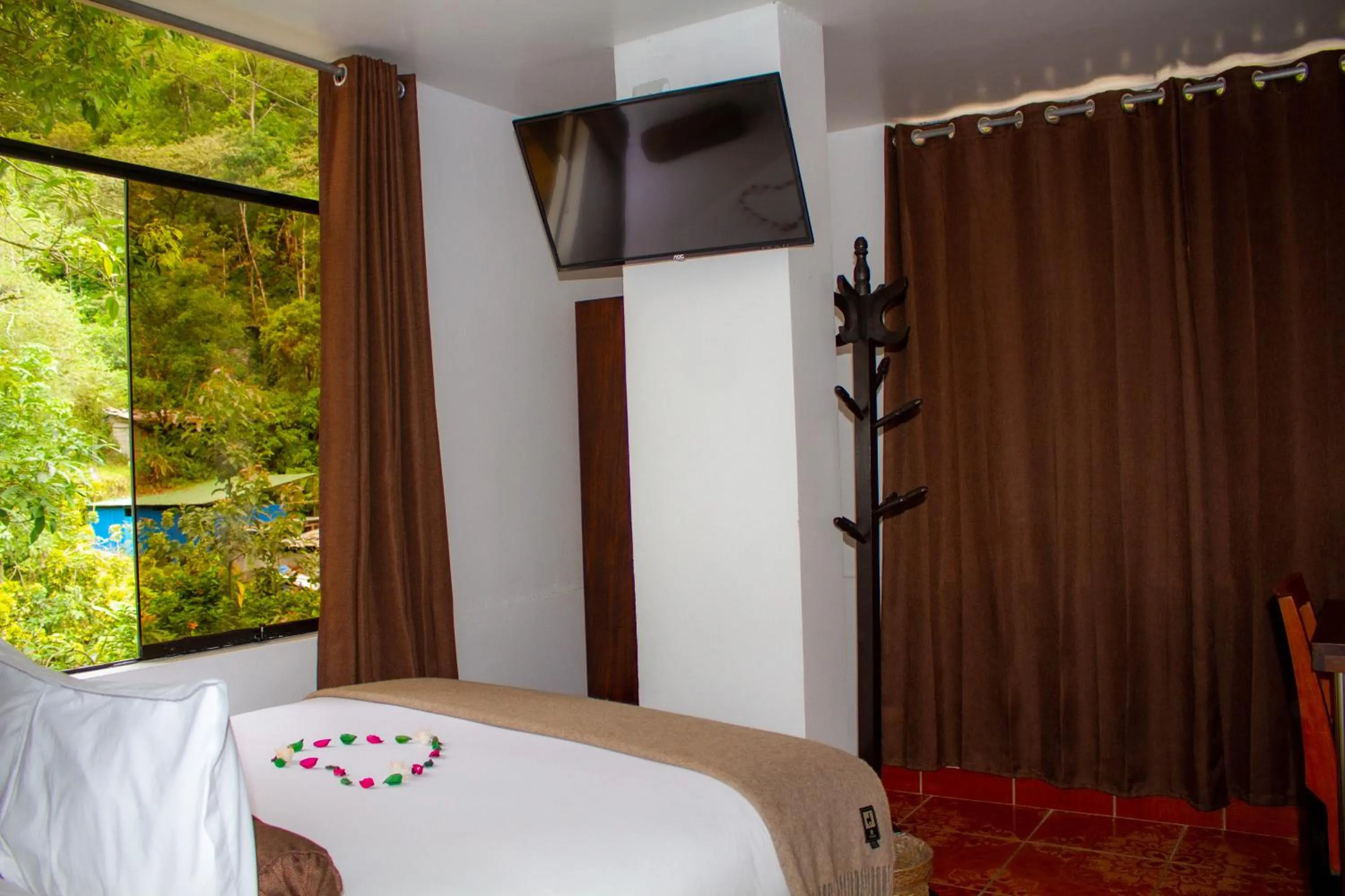 Photo of the whole room in Hotel Retama Machupicchu