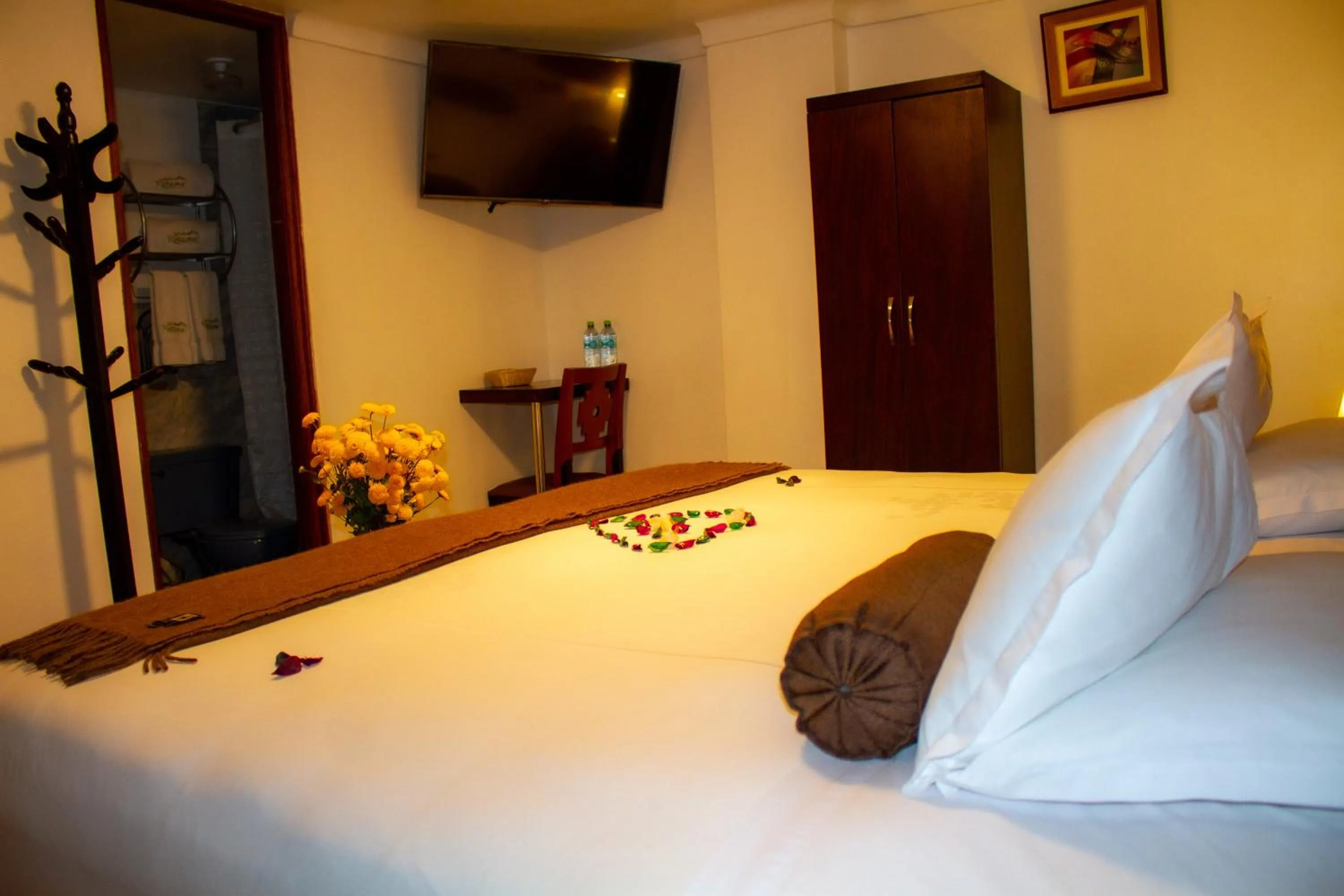 TV and multimedia in Hotel Retama Machupicchu