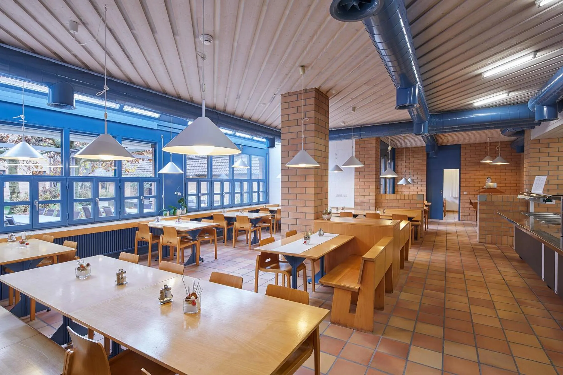 Restaurant/places to eat in Seminarhotel Romerohaus