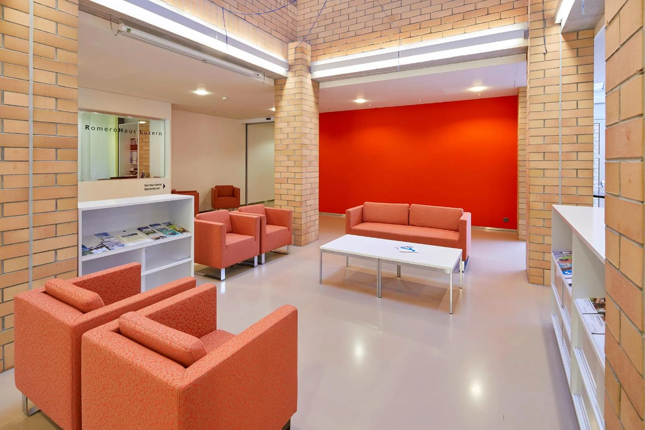 Lobby or reception in Seminarhotel Romerohaus