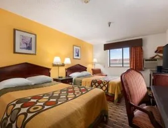 Double Room with Two Double Beds - Smoking in Brookville Inn