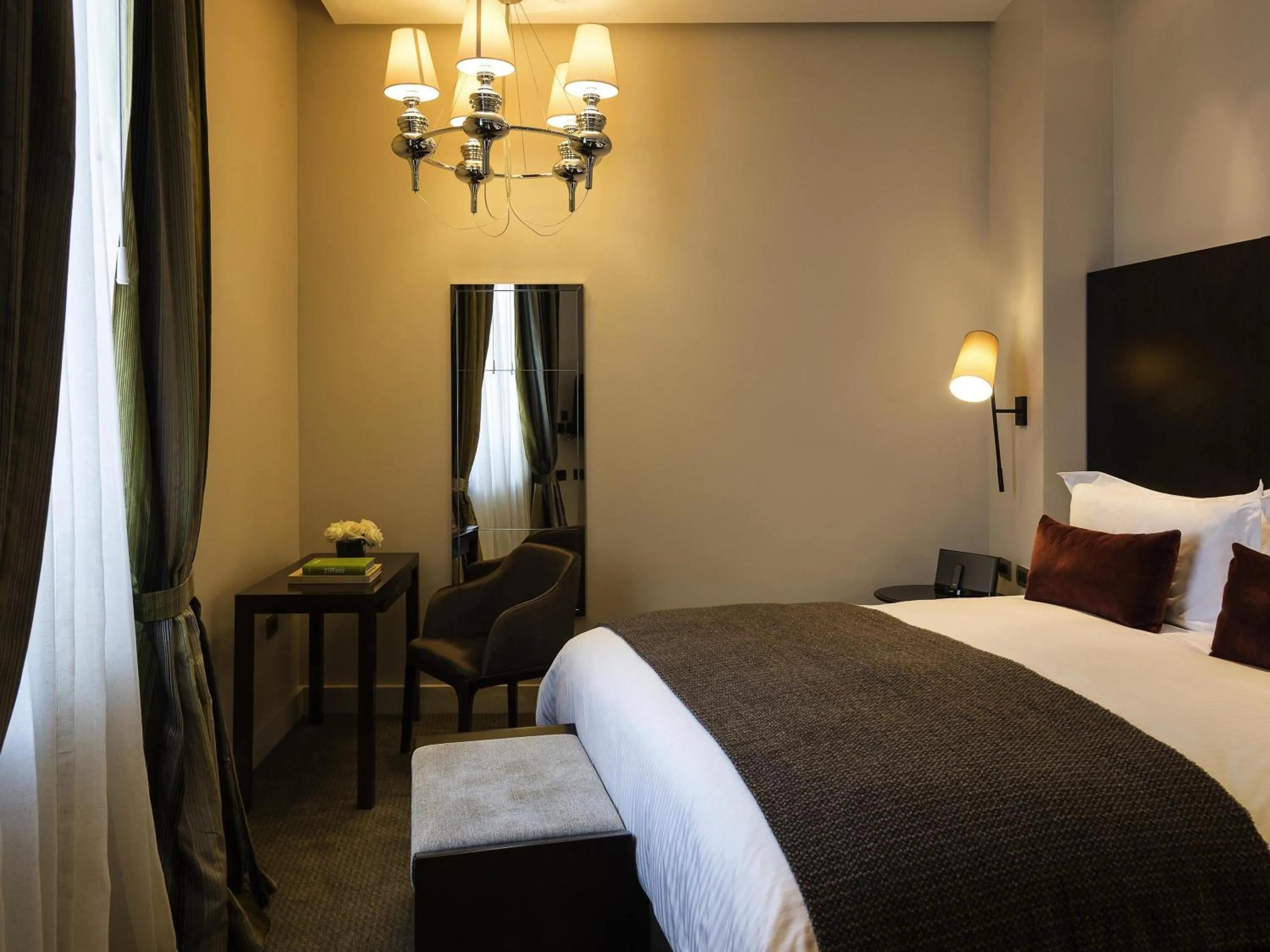 Bedroom, Bed in Sofitel Montevideo Casino Carrasco & Spa