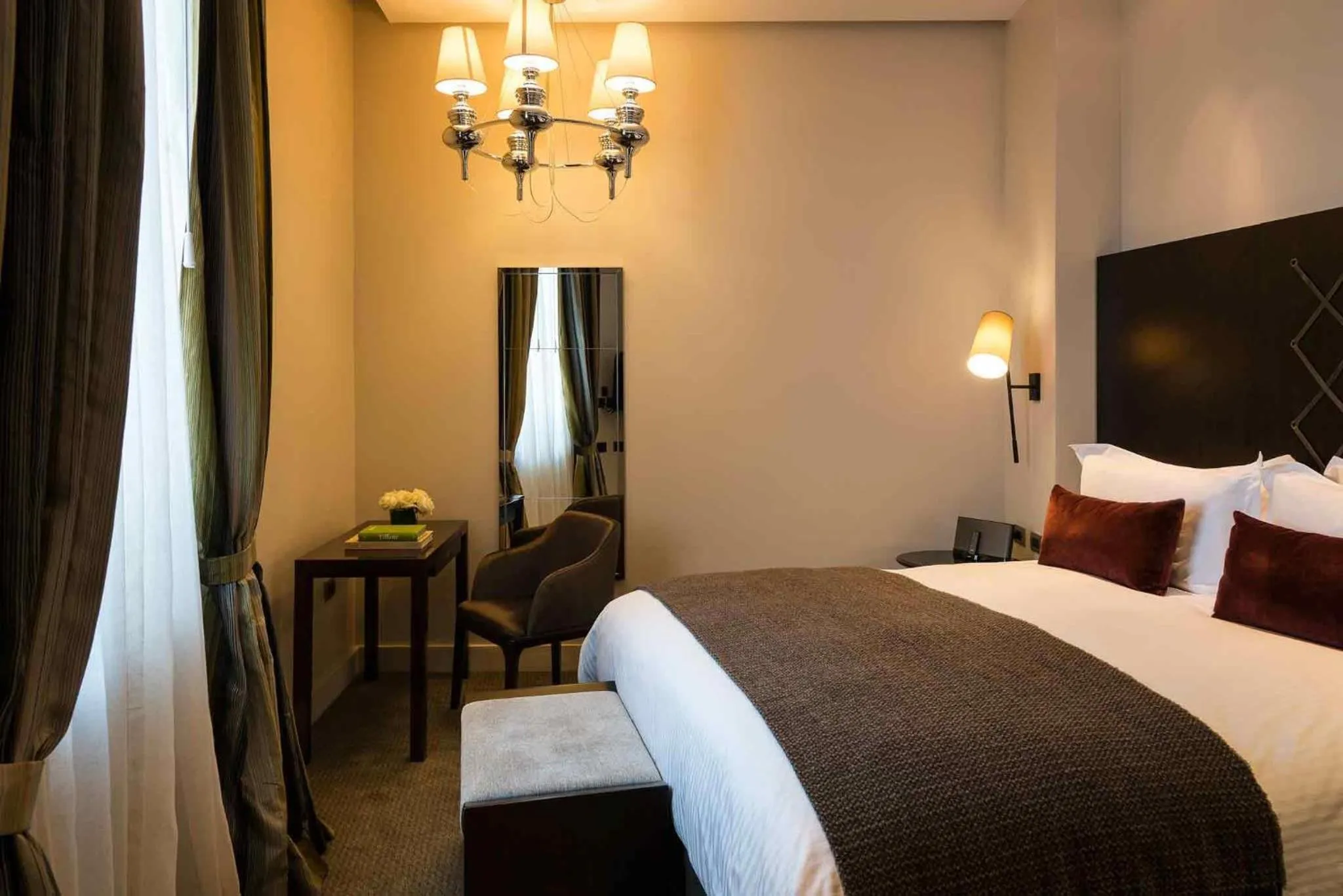 Bedroom, Bed in Sofitel Montevideo Casino Carrasco & Spa