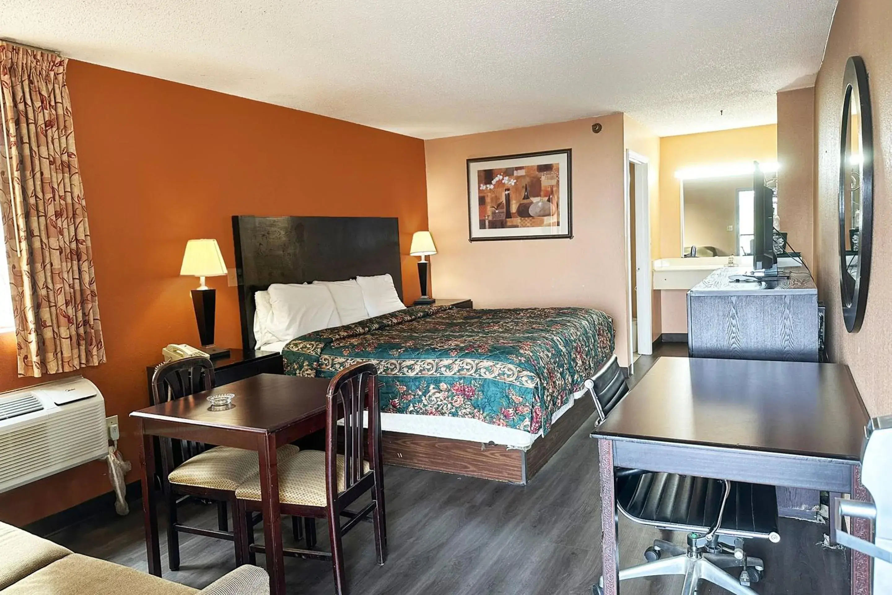 King Bed Suite Smoking in Garden Inn & Suites King Bed Suite Smoking in Garden Inn & Suites