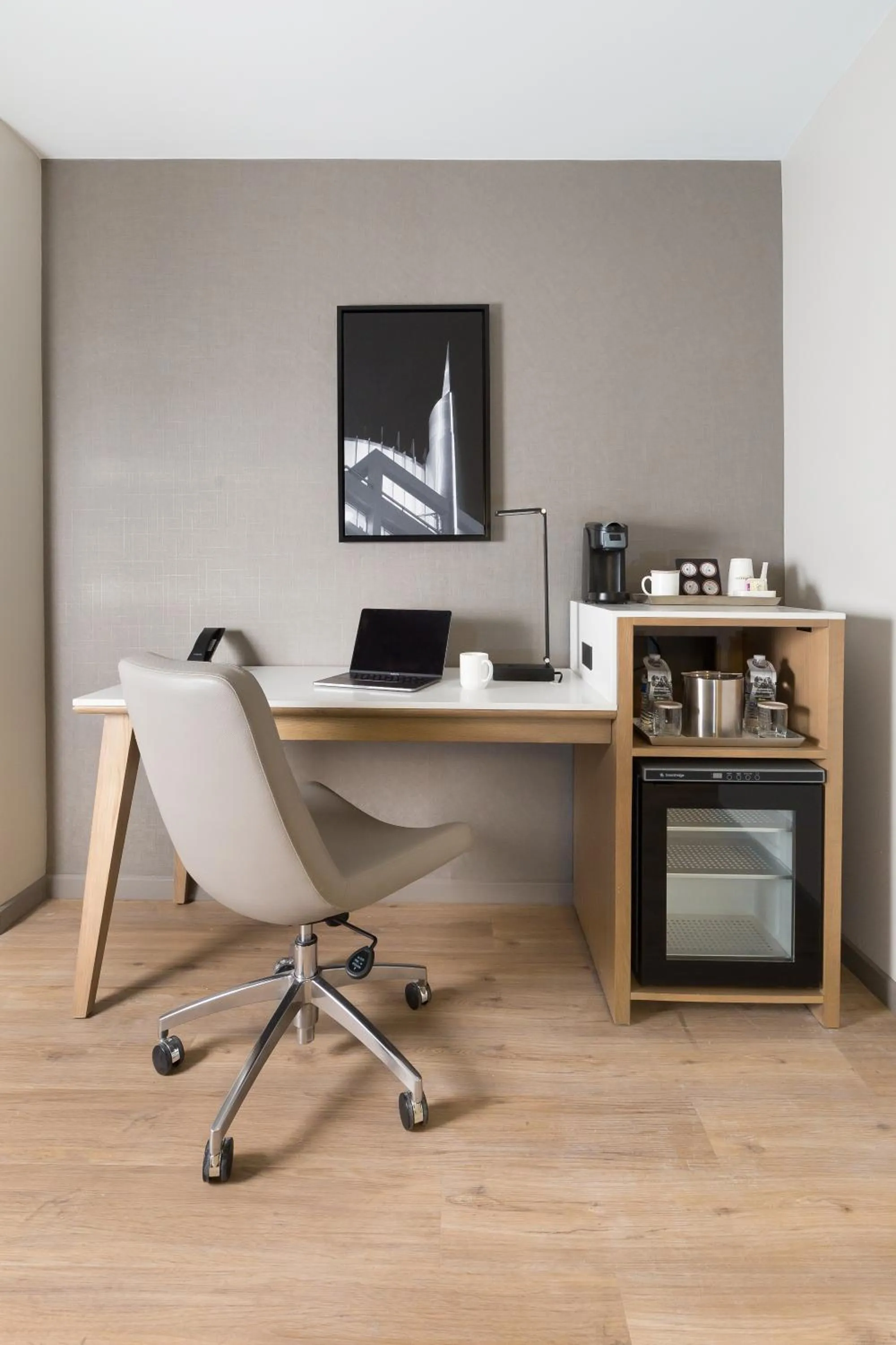 Seating area in Radisson Hotel Sunnyvale - Silicon Valley
