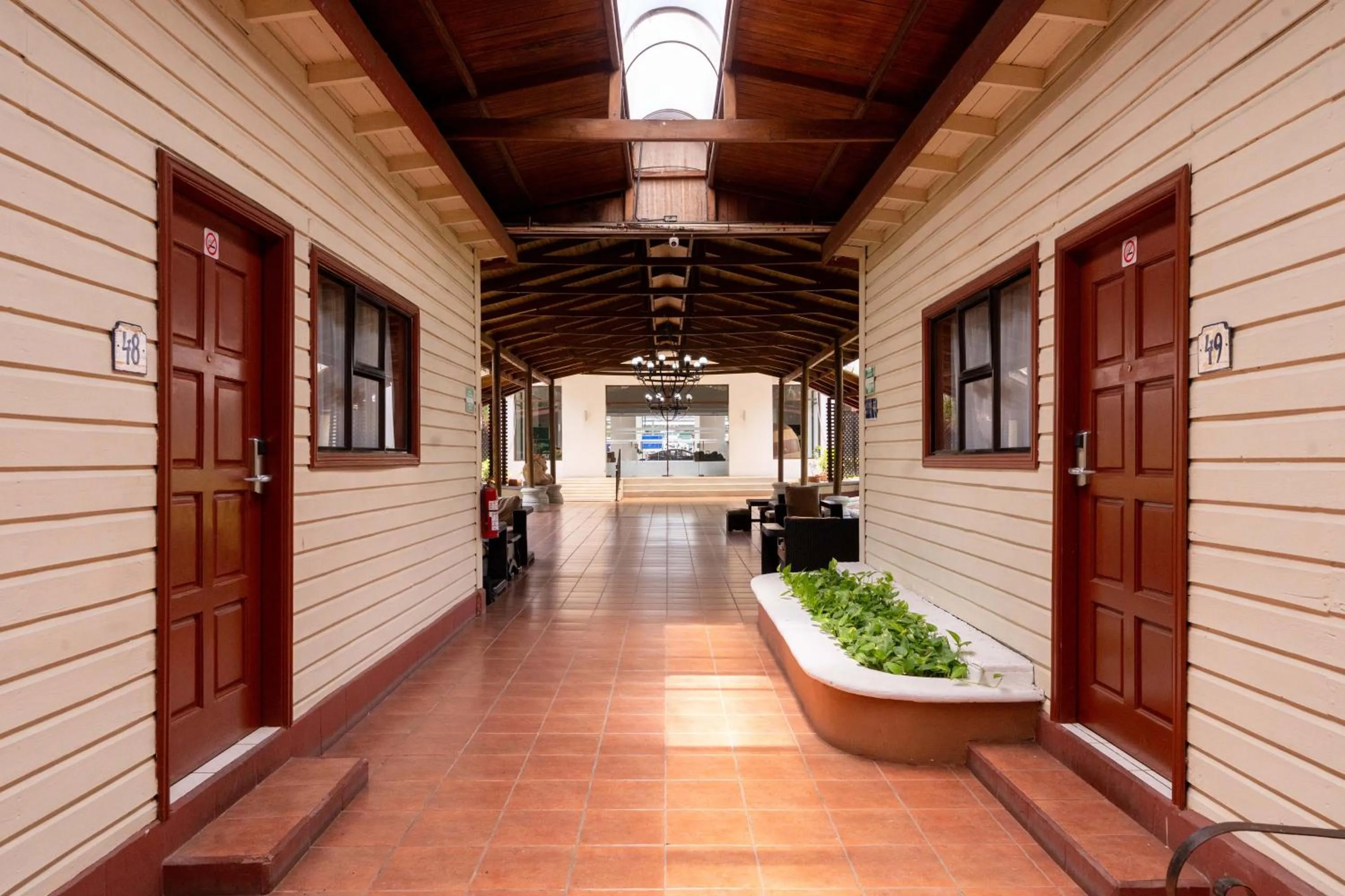 Property building in Best Western Las Mercedes Airport