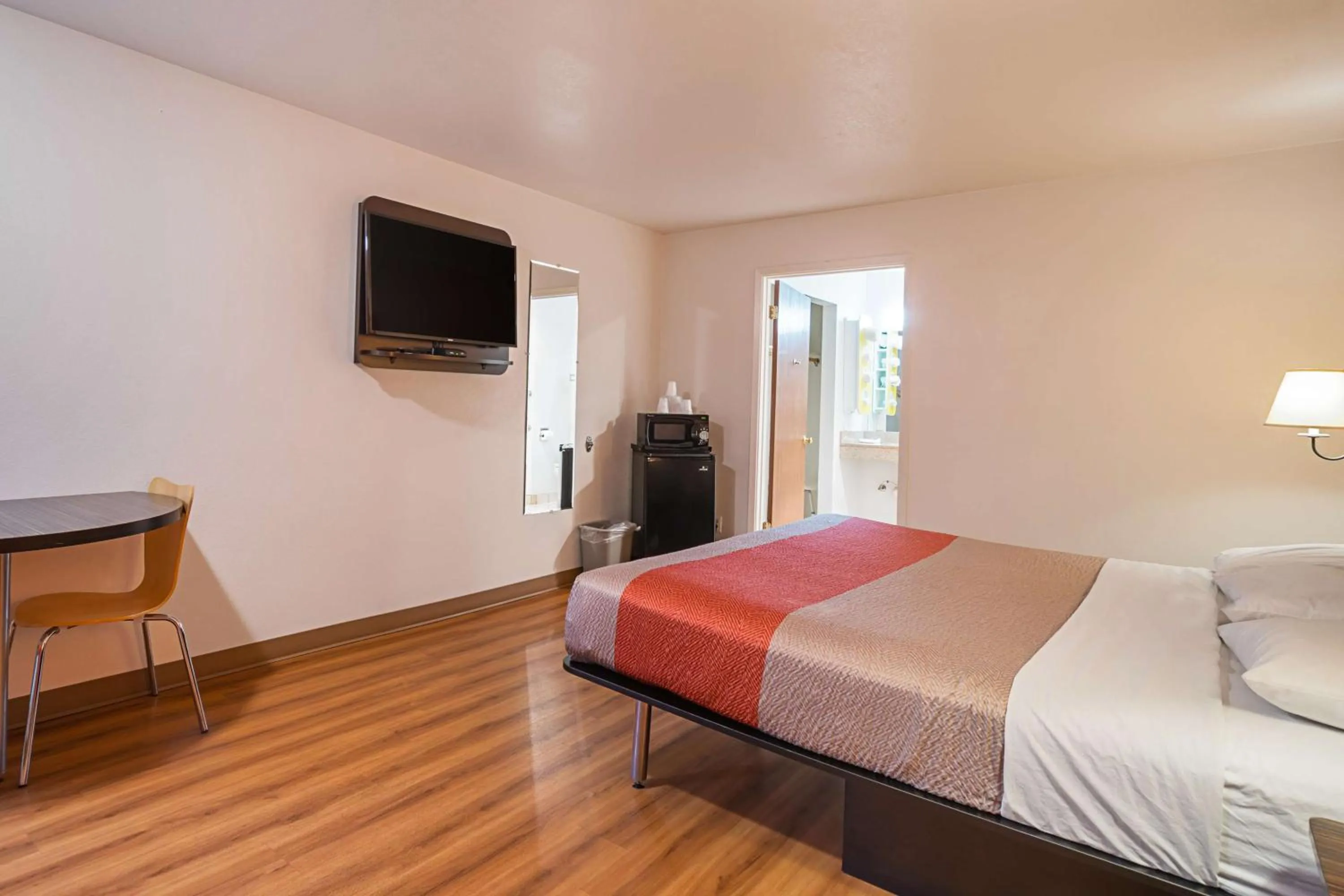 Bed in Motel 6-Safford, AZ