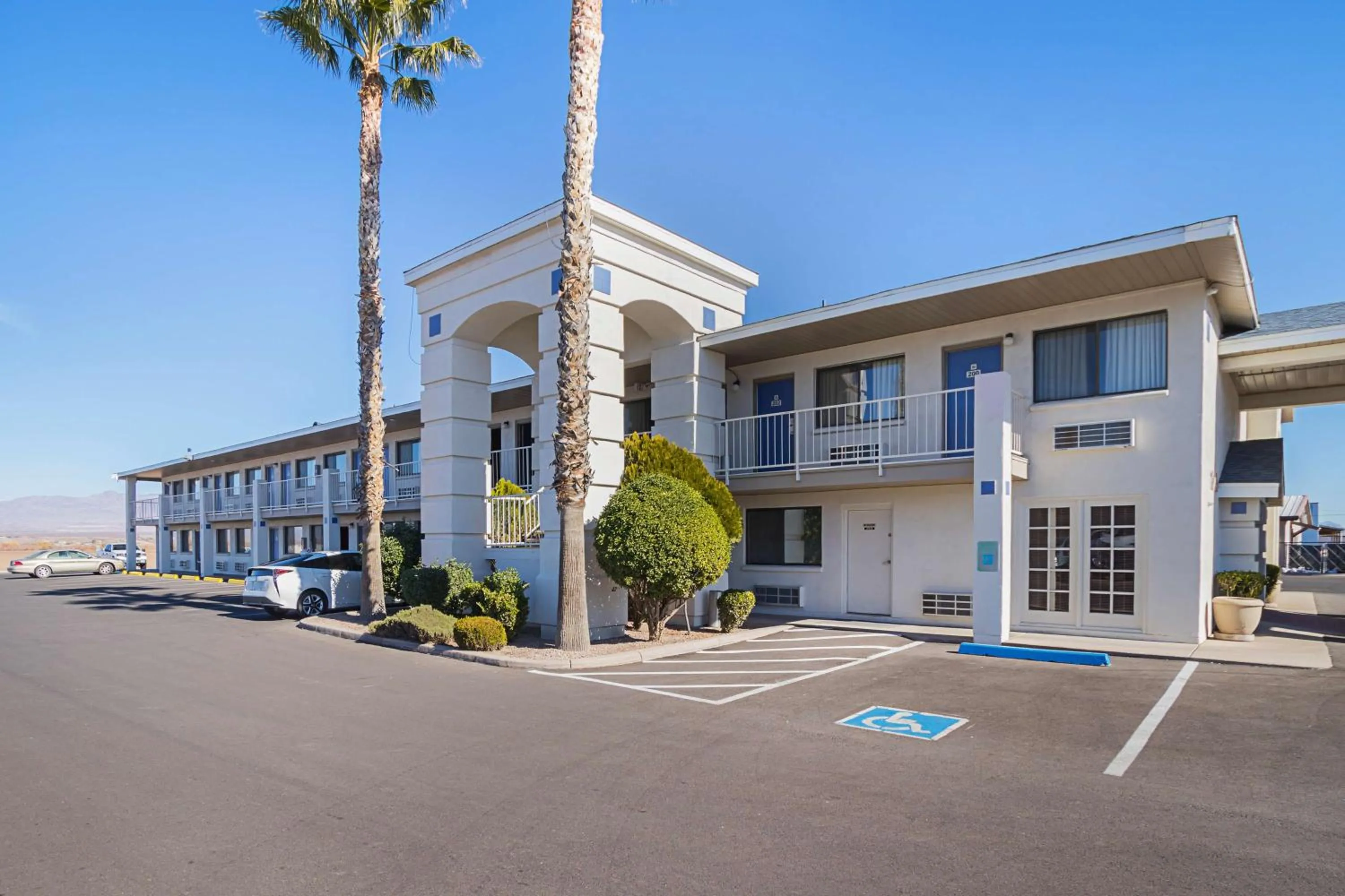 Property building in Motel 6-Safford, AZ