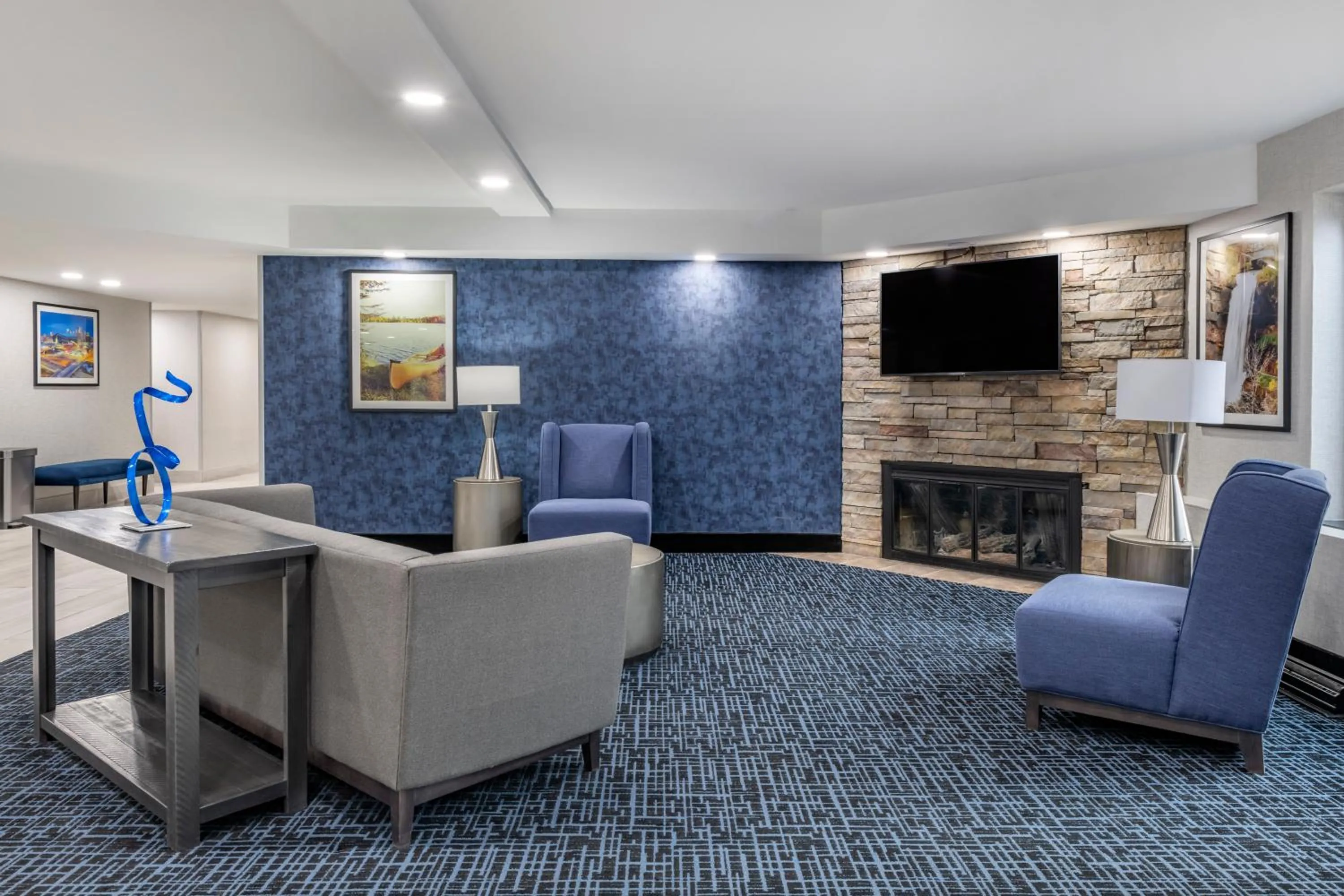 Lobby or reception in Best Western Bloomington Edina - Minneapolis