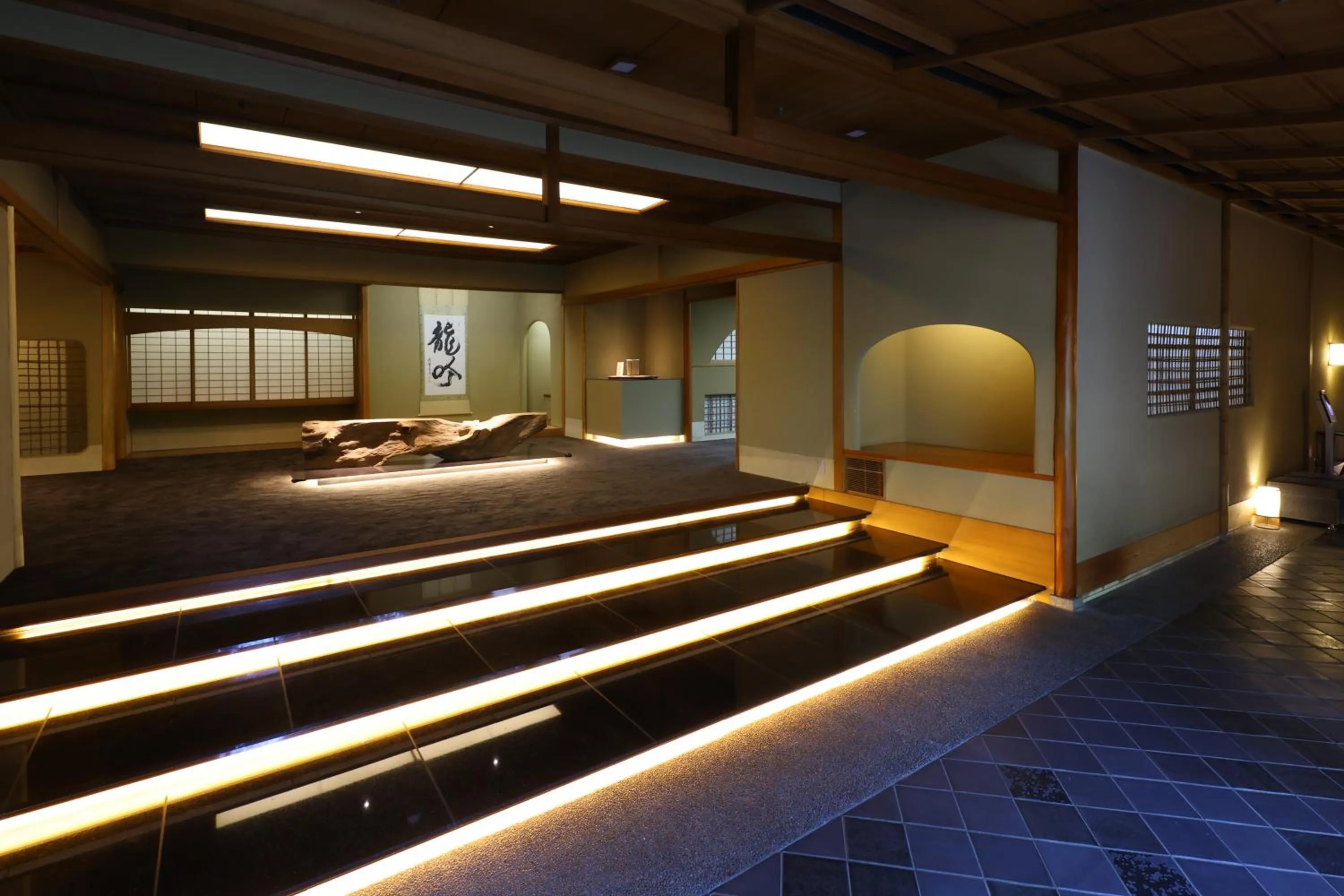 Area and facilities in Oku Yugawara SANSUIROU