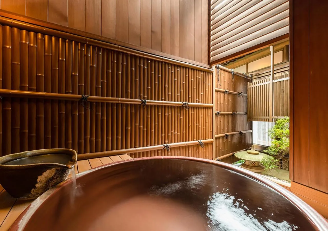 Open Air Bath in Haiya