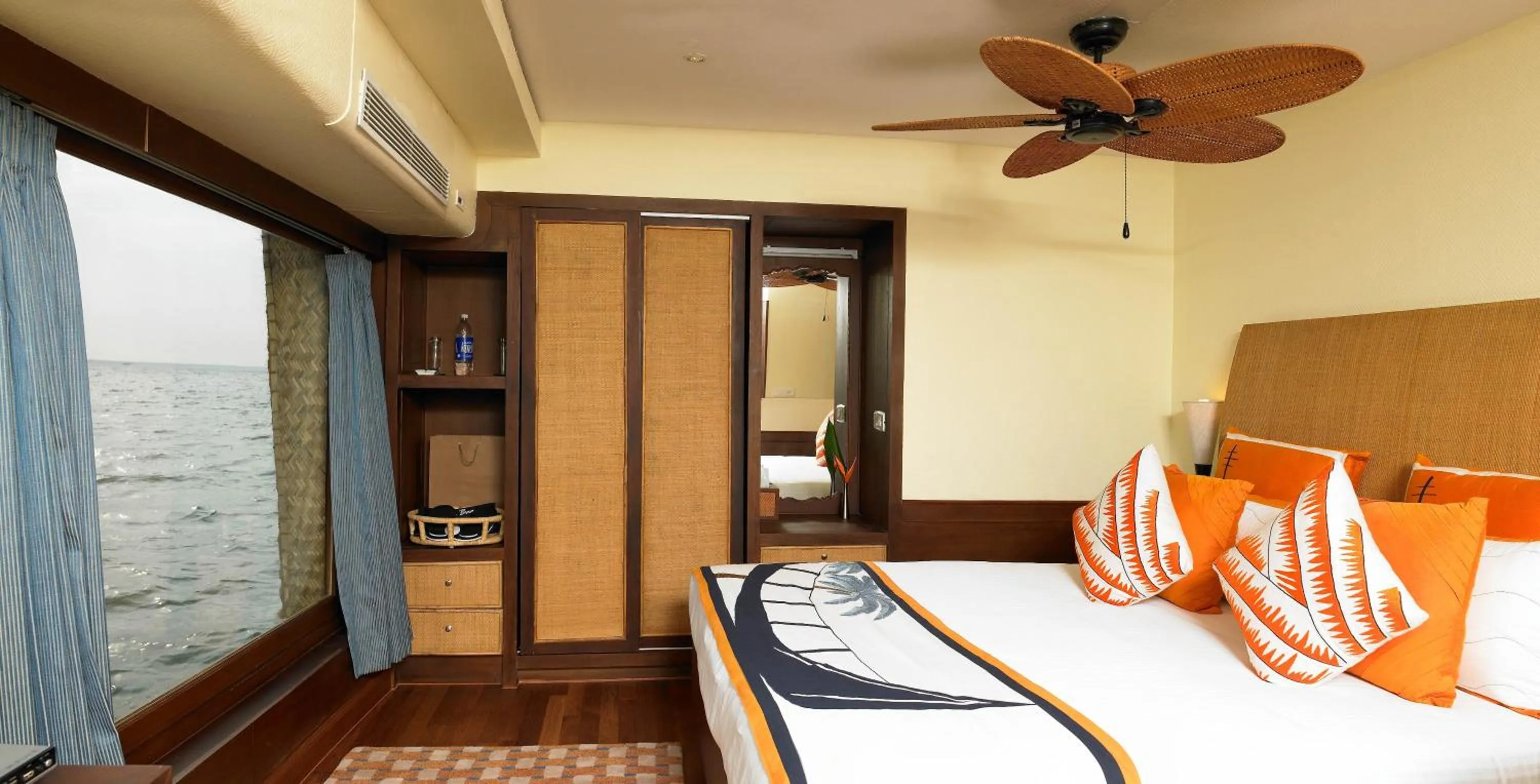 Photo of the whole room, Bed in The Zuri Kumarakom Kerala Resort & Spa