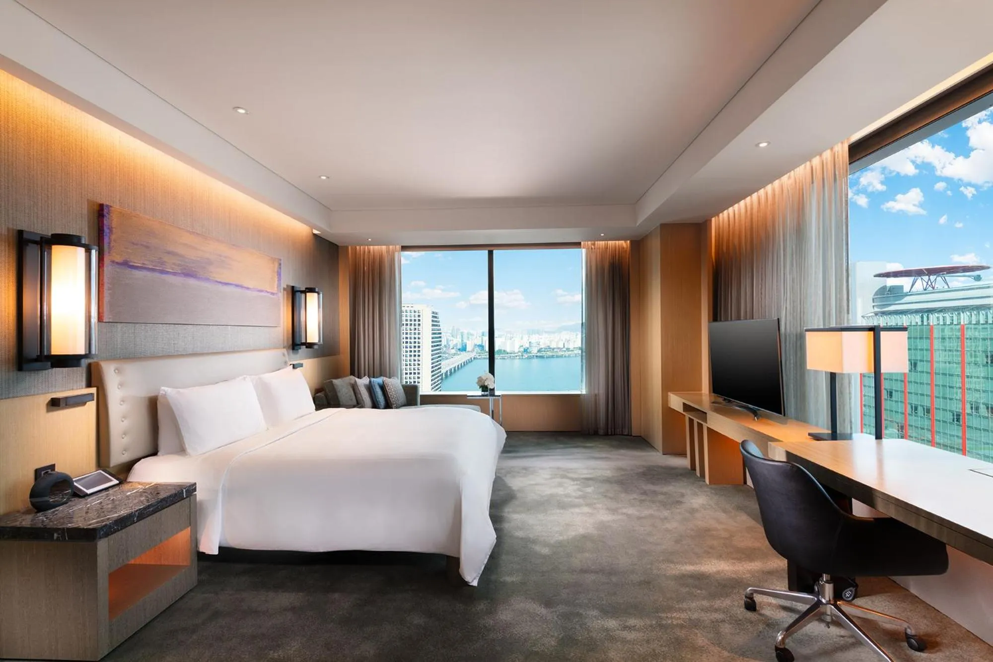 TV and multimedia, Bed in Conrad Seoul