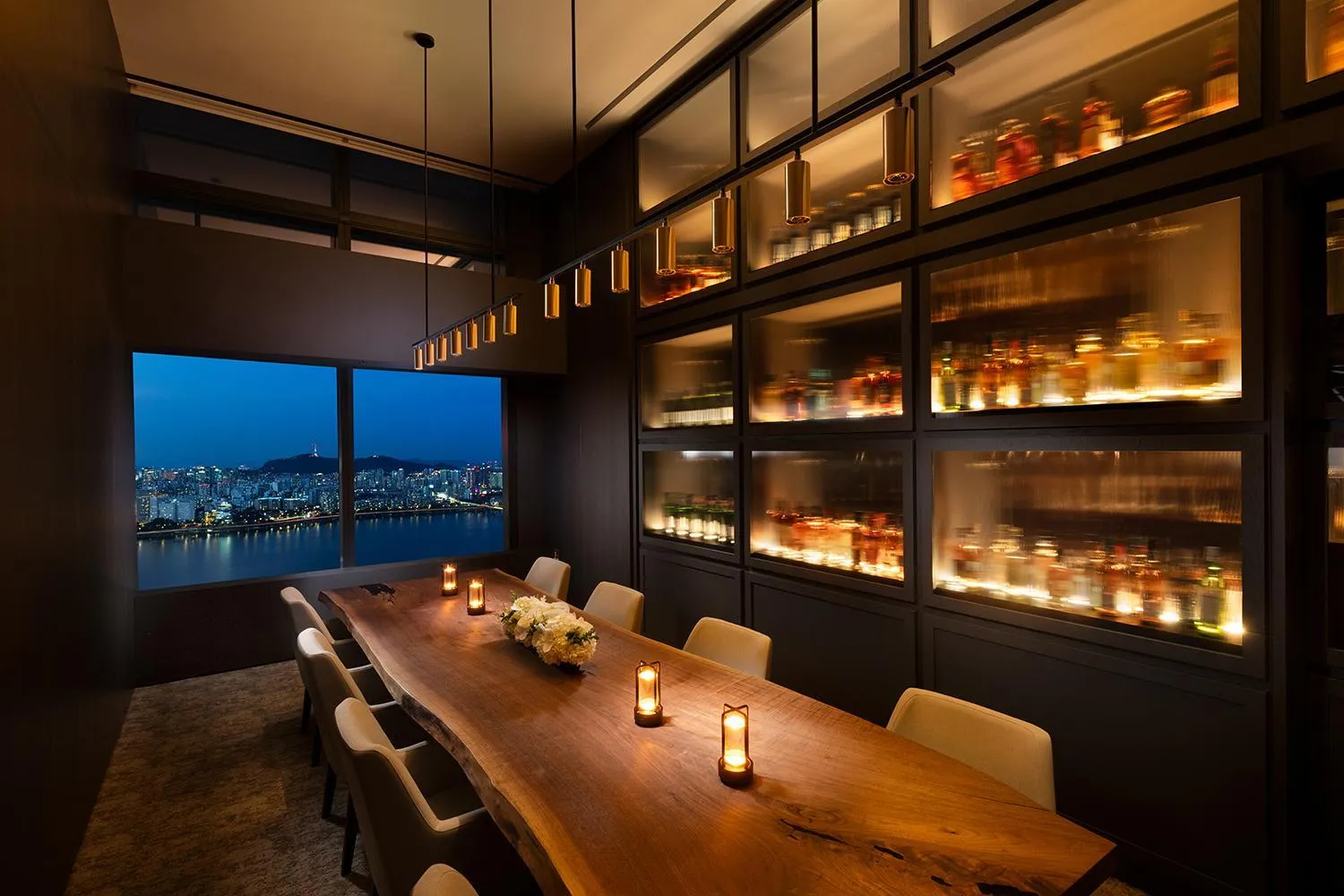 Restaurant/places to eat in Conrad Seoul