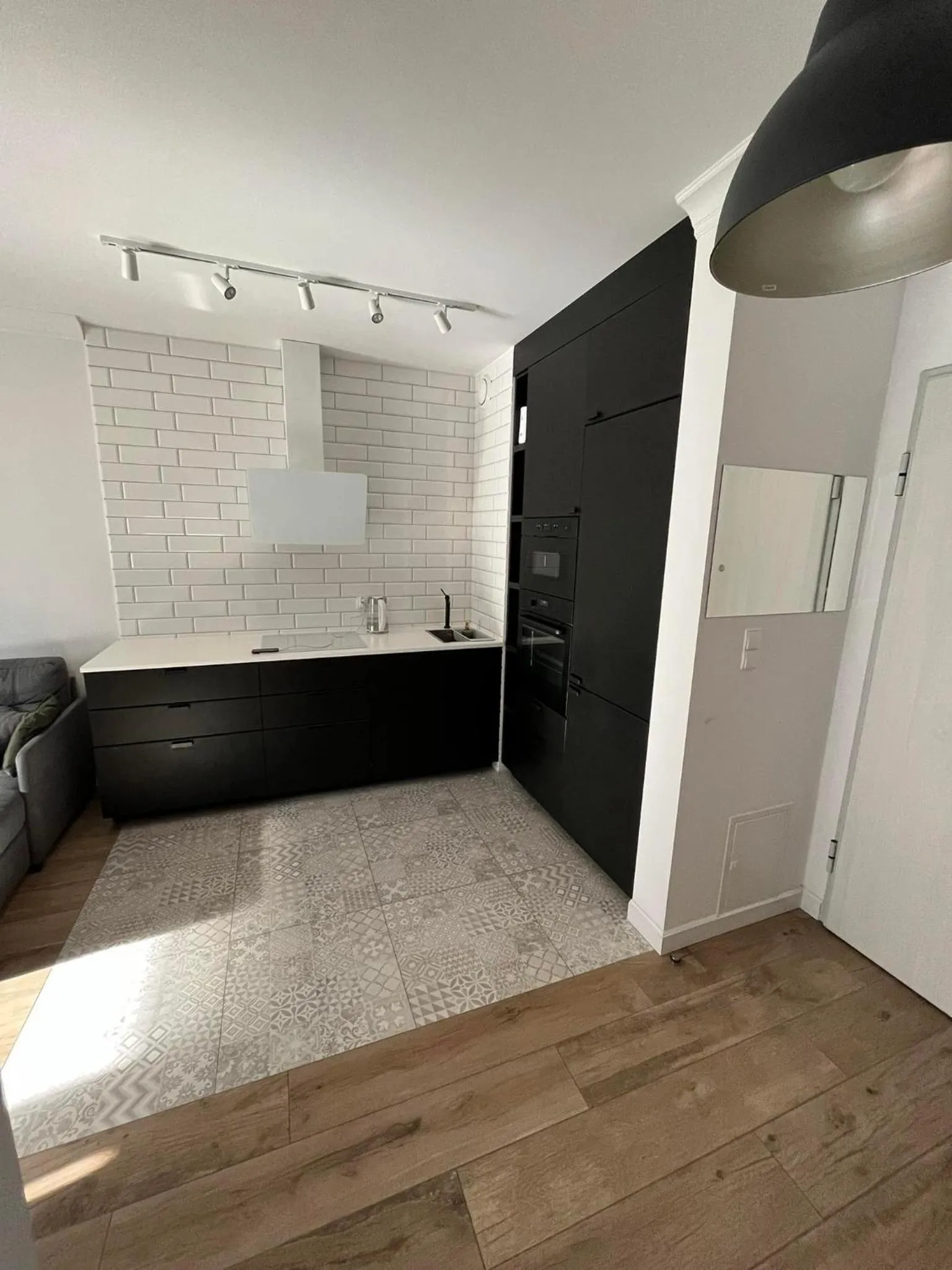 Kitchen or kitchenette in Sleepy3city Apartments Batorego 9