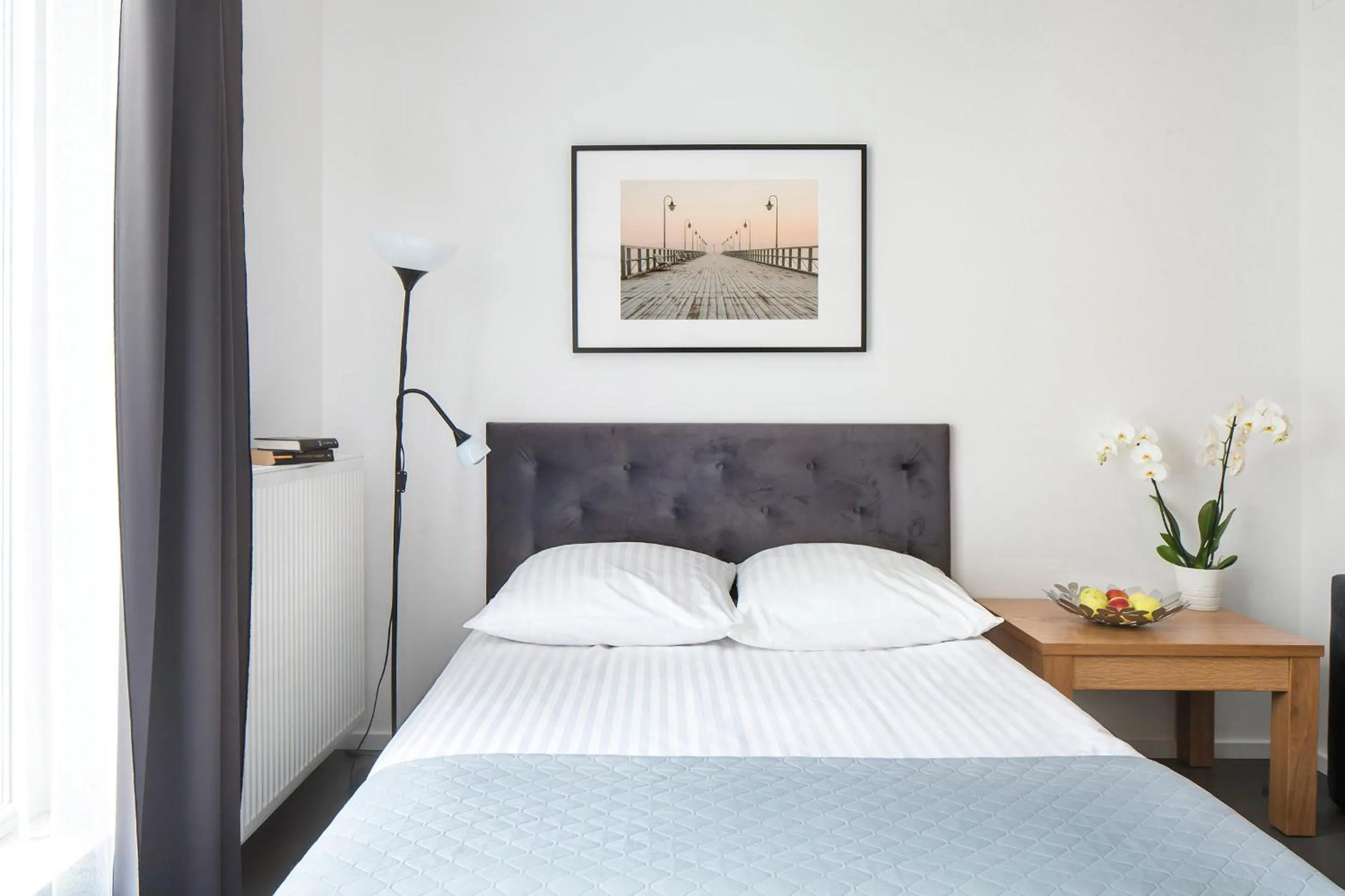 Bed in Sleepy3city Apartments Batorego 9