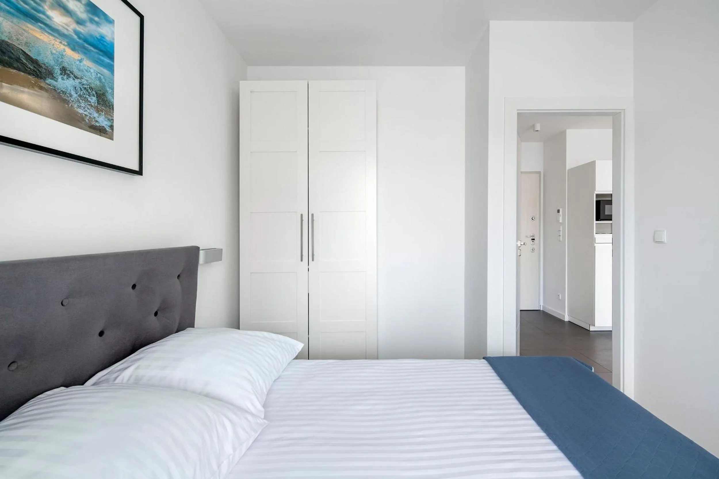 Bed in Sleepy3city Apartments Batorego 9