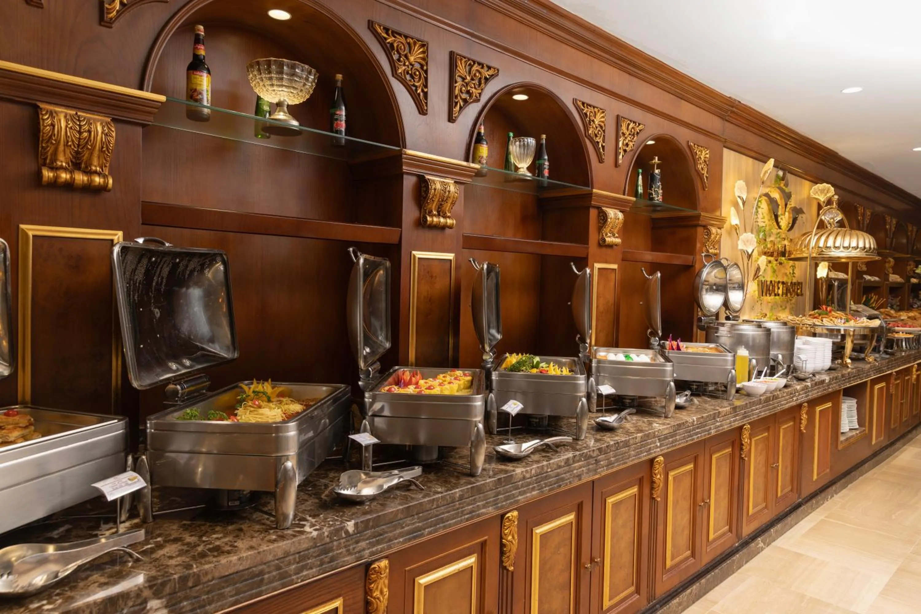 Buffet breakfast in Violet Al Azizia Hotel MASJID Al Qatari