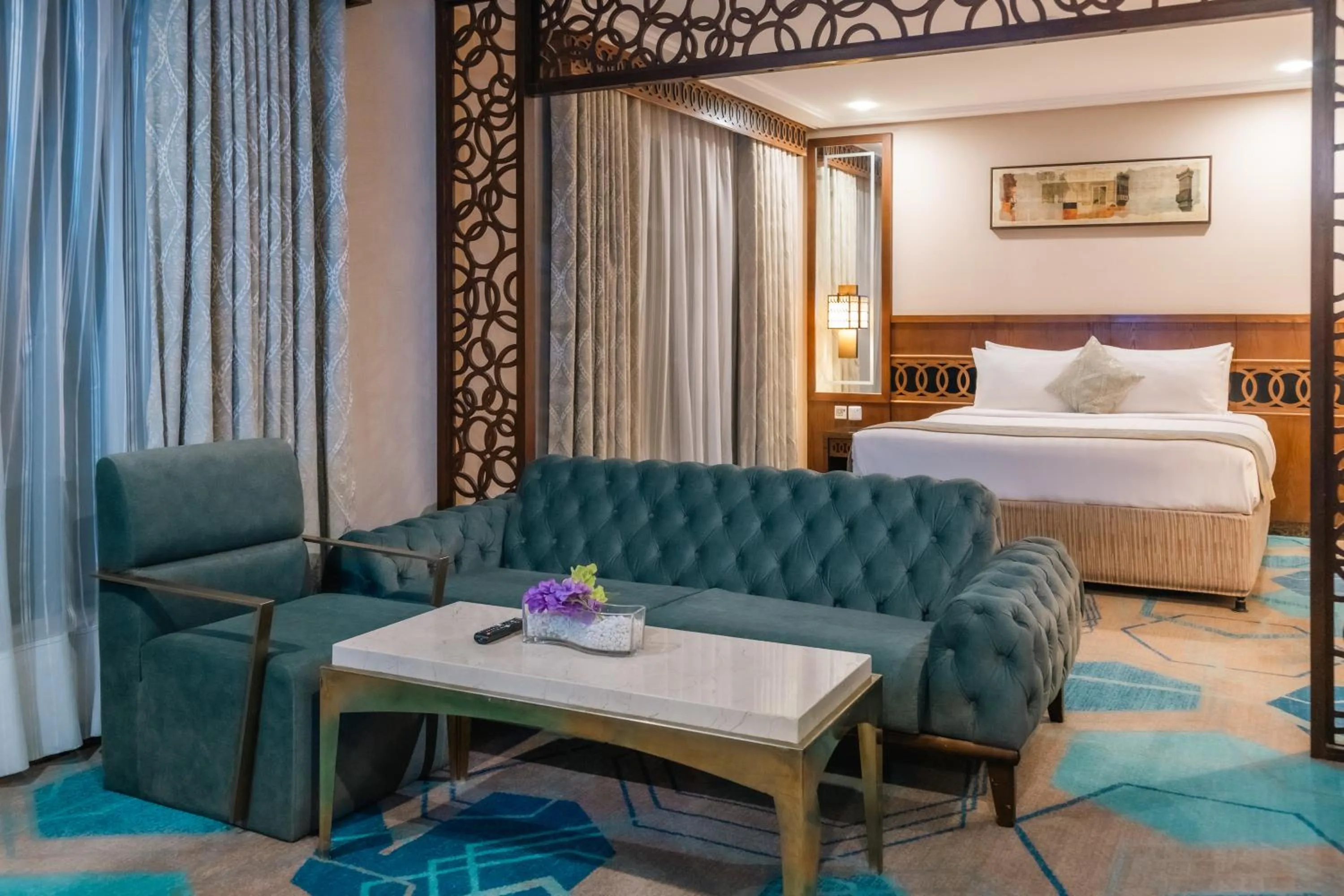 Bed in Violet Al Azizia Hotel MASJID Al Qatari