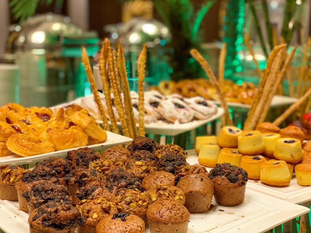 Restaurant/places to eat in Violet Al Azizia Hotel MASJID Al Qatari