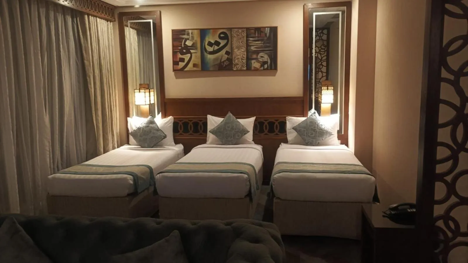 Bed in Violet Al Azizia Hotel MASJID Al Qatari